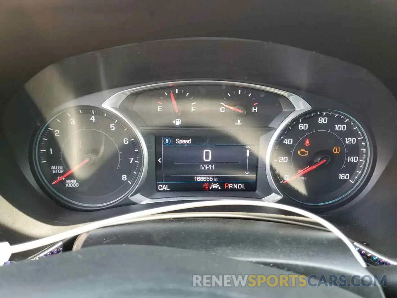 9 Photograph of a damaged car 2GNAXKEV8M6111335 CHEVROLET EQUINOX 2021