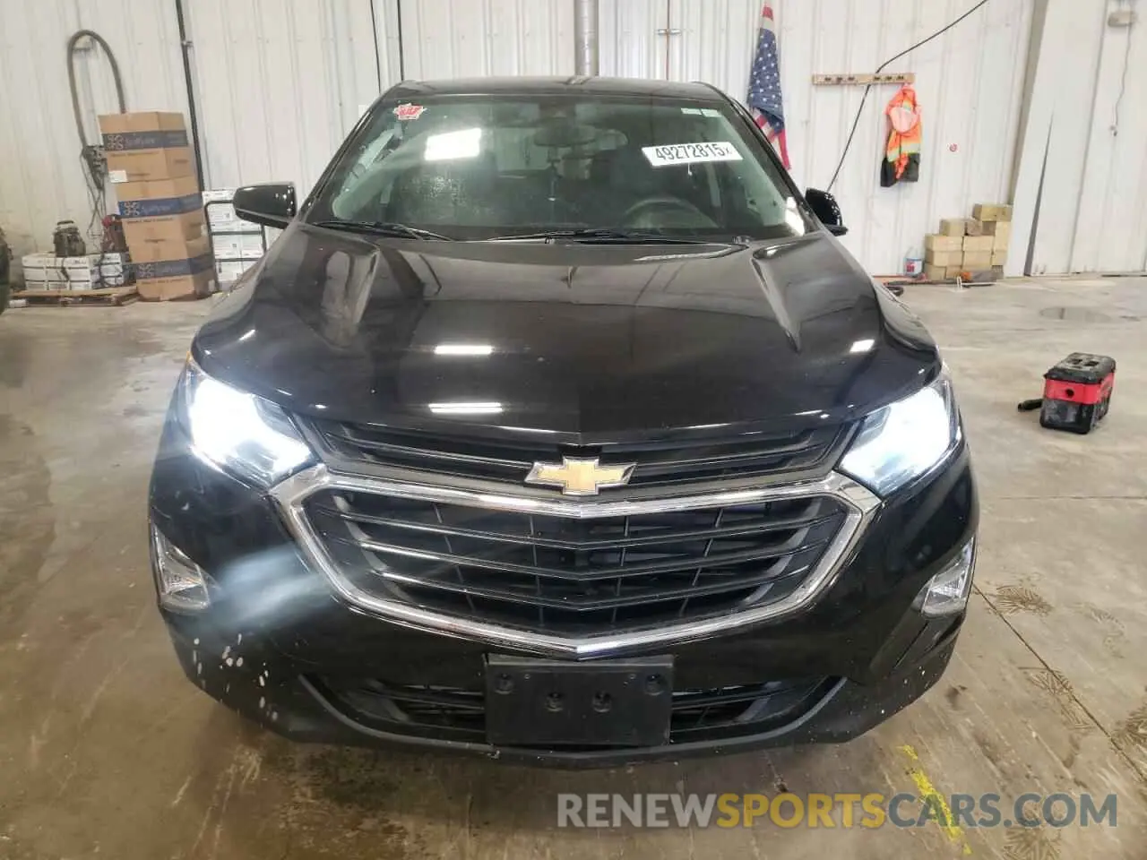 5 Photograph of a damaged car 2GNAXKEV8M6119029 CHEVROLET EQUINOX 2021