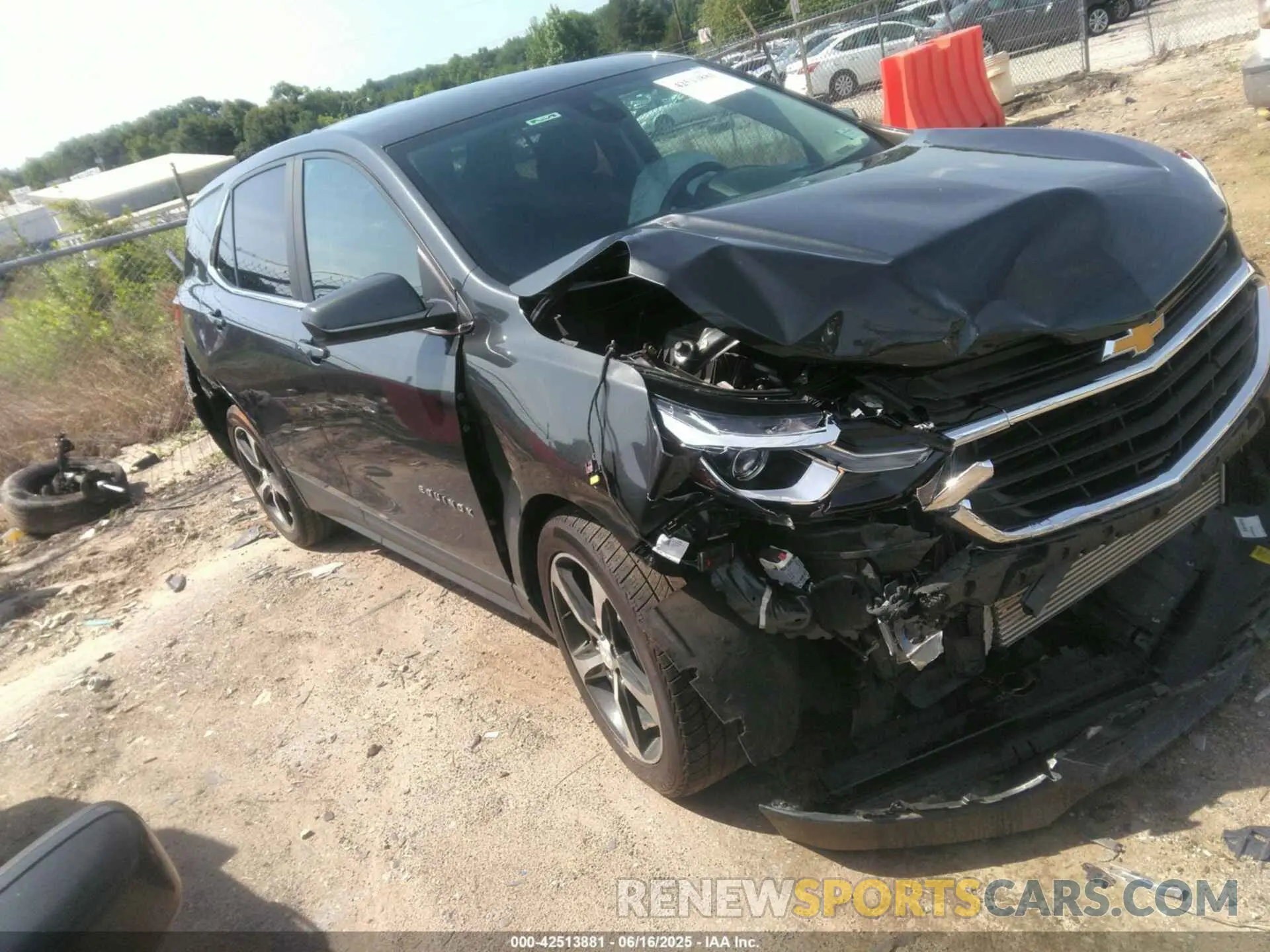 1 Photograph of a damaged car 2GNAXKEV8M6162978 CHEVROLET EQUINOX 2021