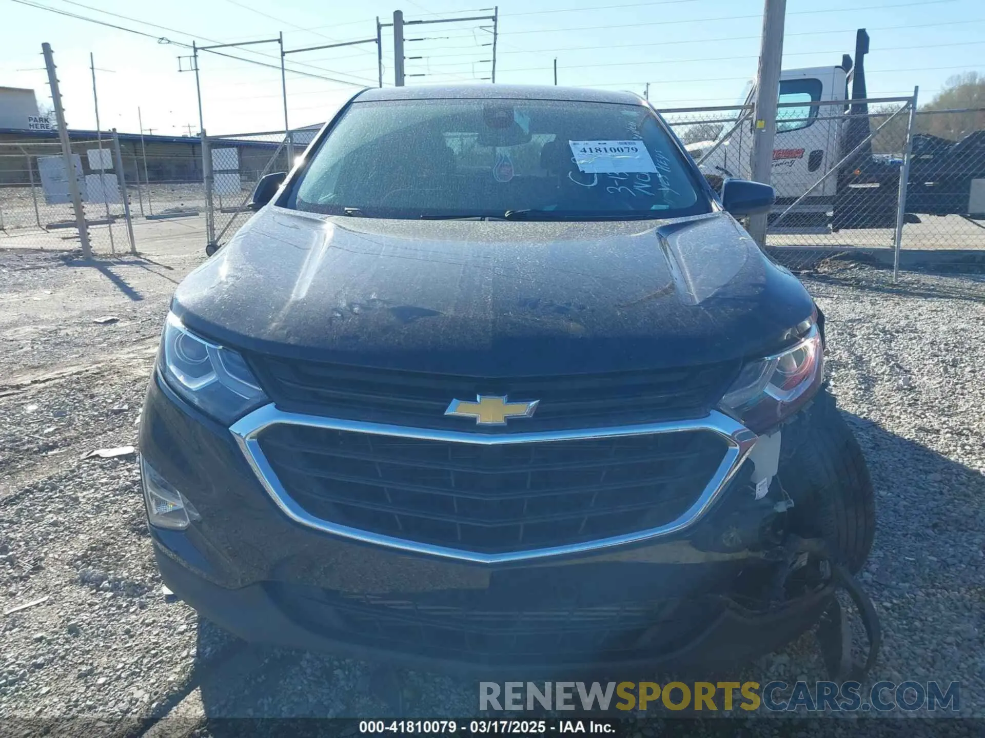 12 Photograph of a damaged car 2GNAXKEV9M6141010 CHEVROLET EQUINOX 2021