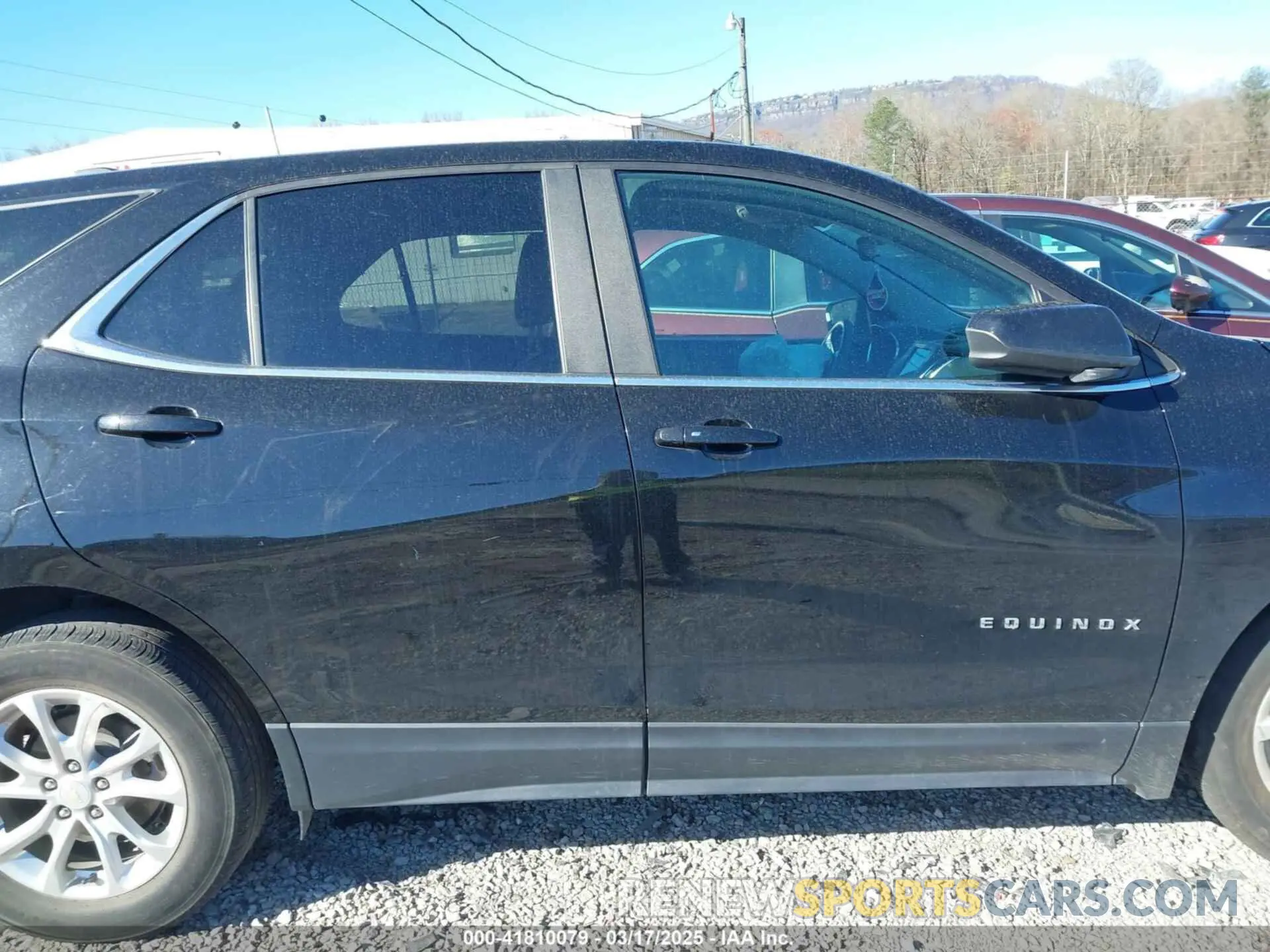 13 Photograph of a damaged car 2GNAXKEV9M6141010 CHEVROLET EQUINOX 2021