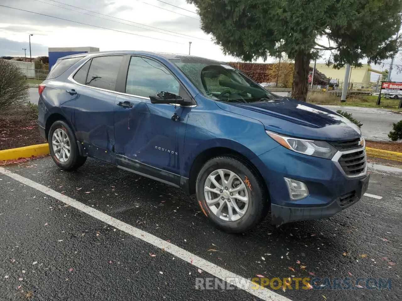 4 Photograph of a damaged car 2GNAXKEV9M6146448 CHEVROLET EQUINOX 2021