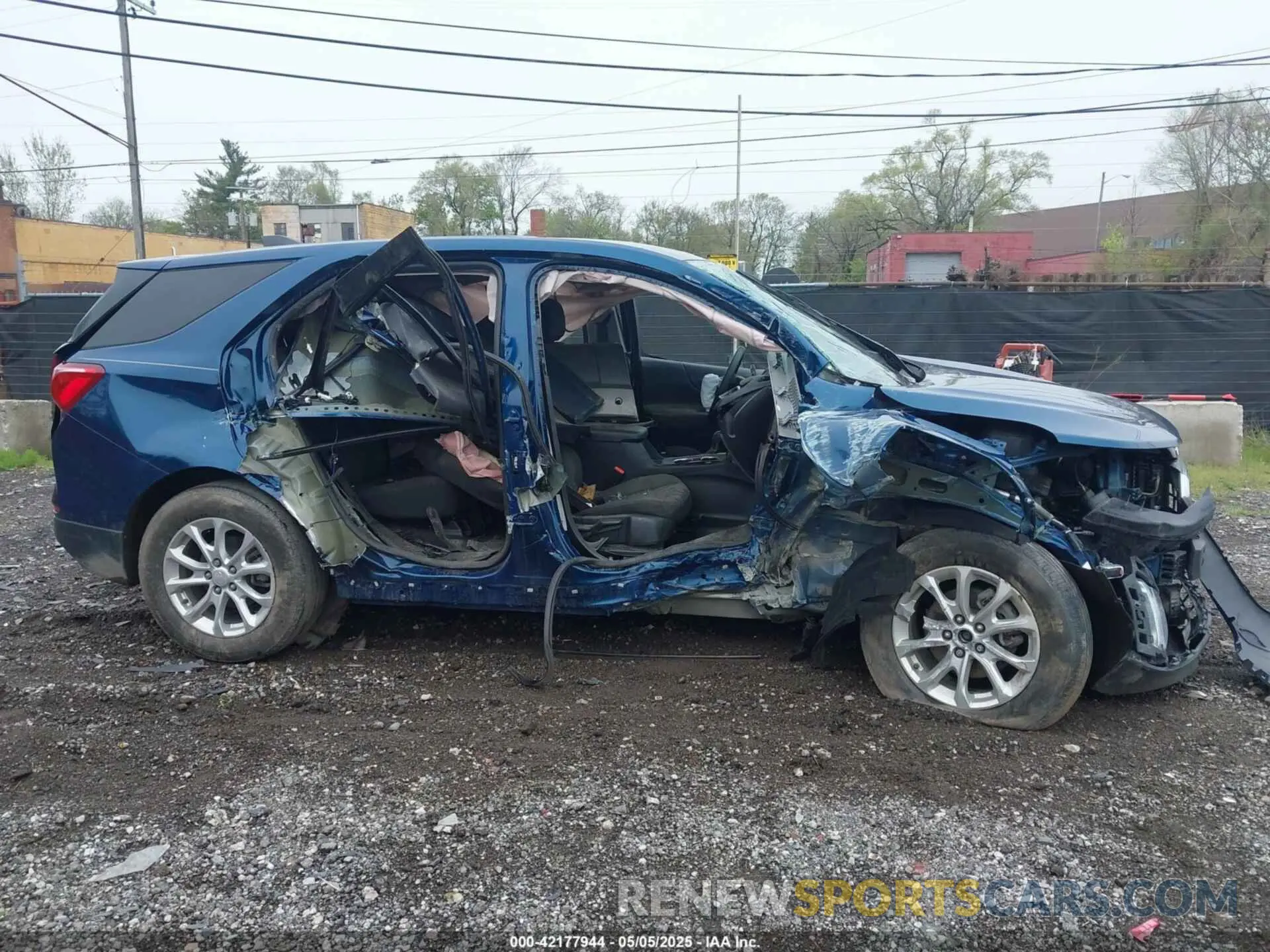 12 Photograph of a damaged car 2GNAXKEVXM6100417 CHEVROLET EQUINOX 2021