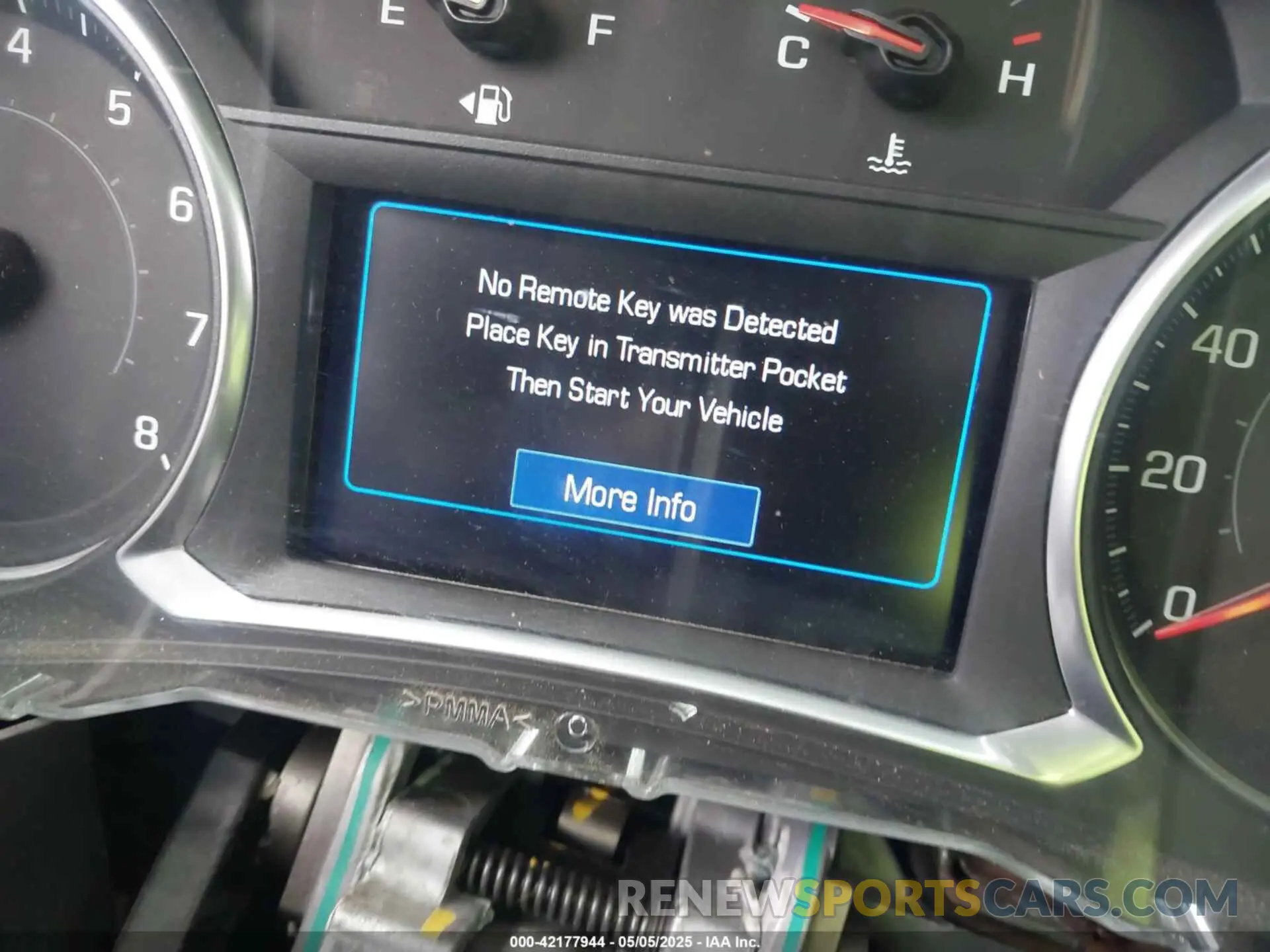 14 Photograph of a damaged car 2GNAXKEVXM6100417 CHEVROLET EQUINOX 2021