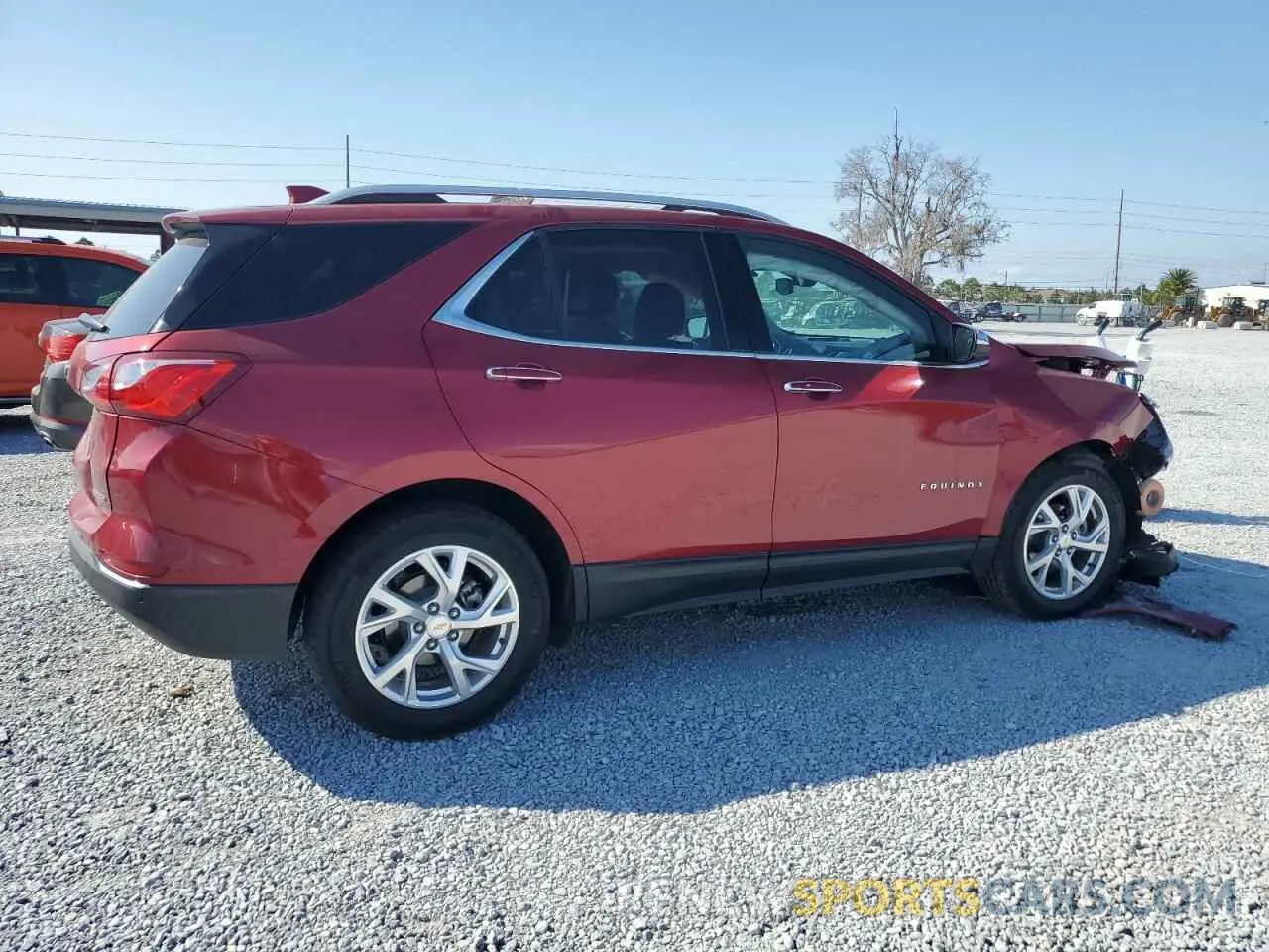 3 Photograph of a damaged car 2GNAXNEV0M6139888 CHEVROLET EQUINOX 2021