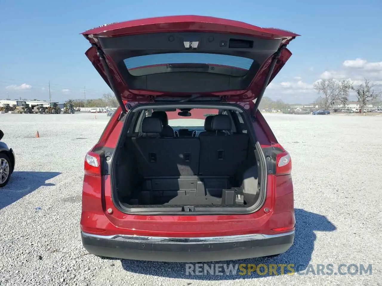6 Photograph of a damaged car 2GNAXNEV0M6139888 CHEVROLET EQUINOX 2021