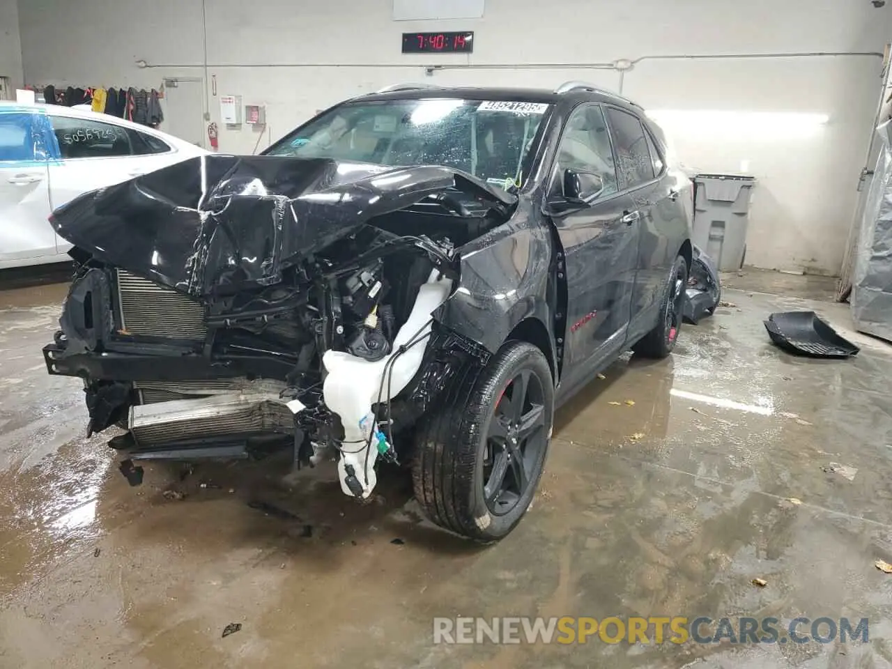 1 Photograph of a damaged car 2GNAXNEV0M6148333 CHEVROLET EQUINOX 2021
