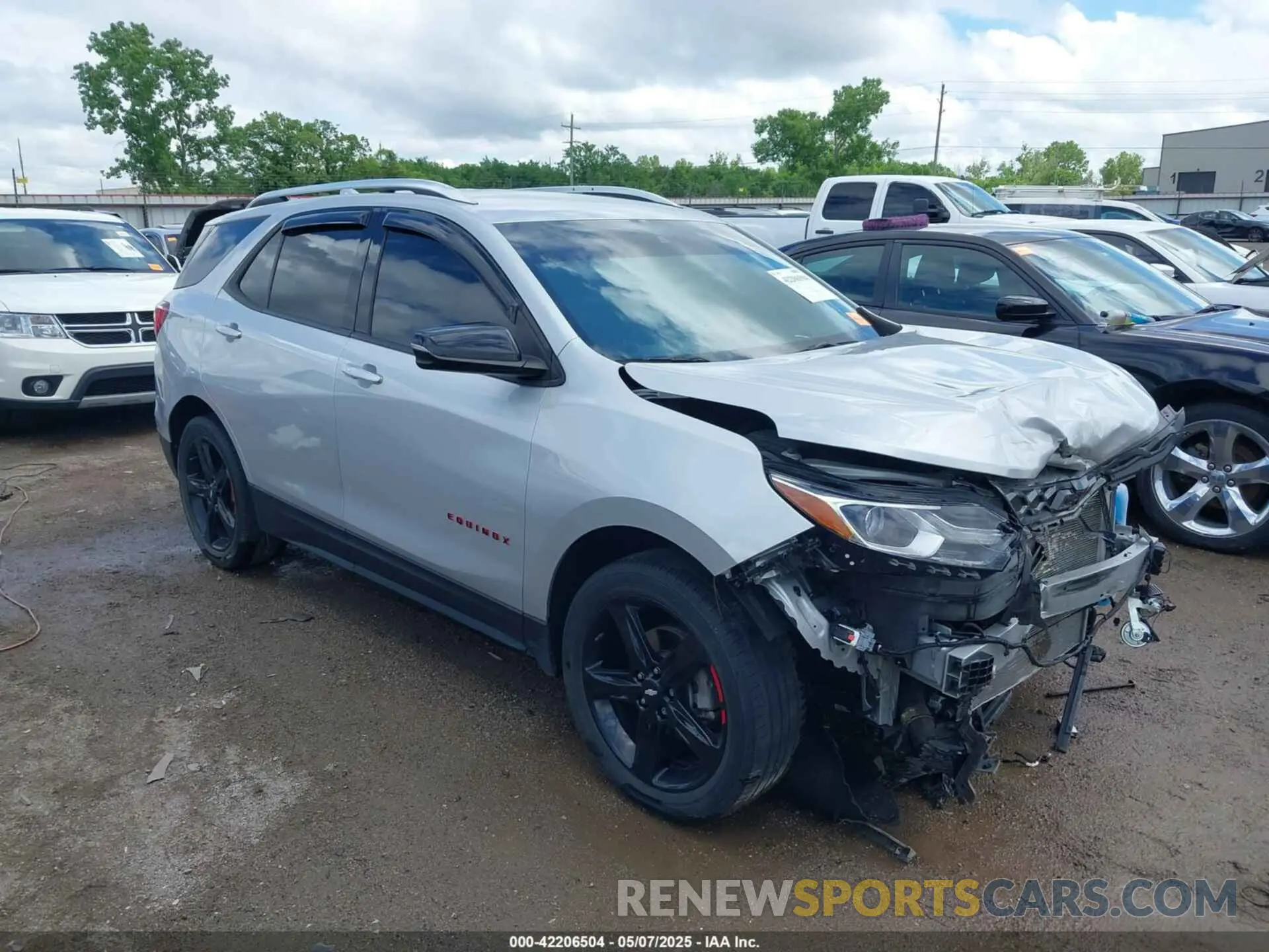 14 Photograph of a damaged car 2GNAXNEV4M6122656 CHEVROLET EQUINOX 2021