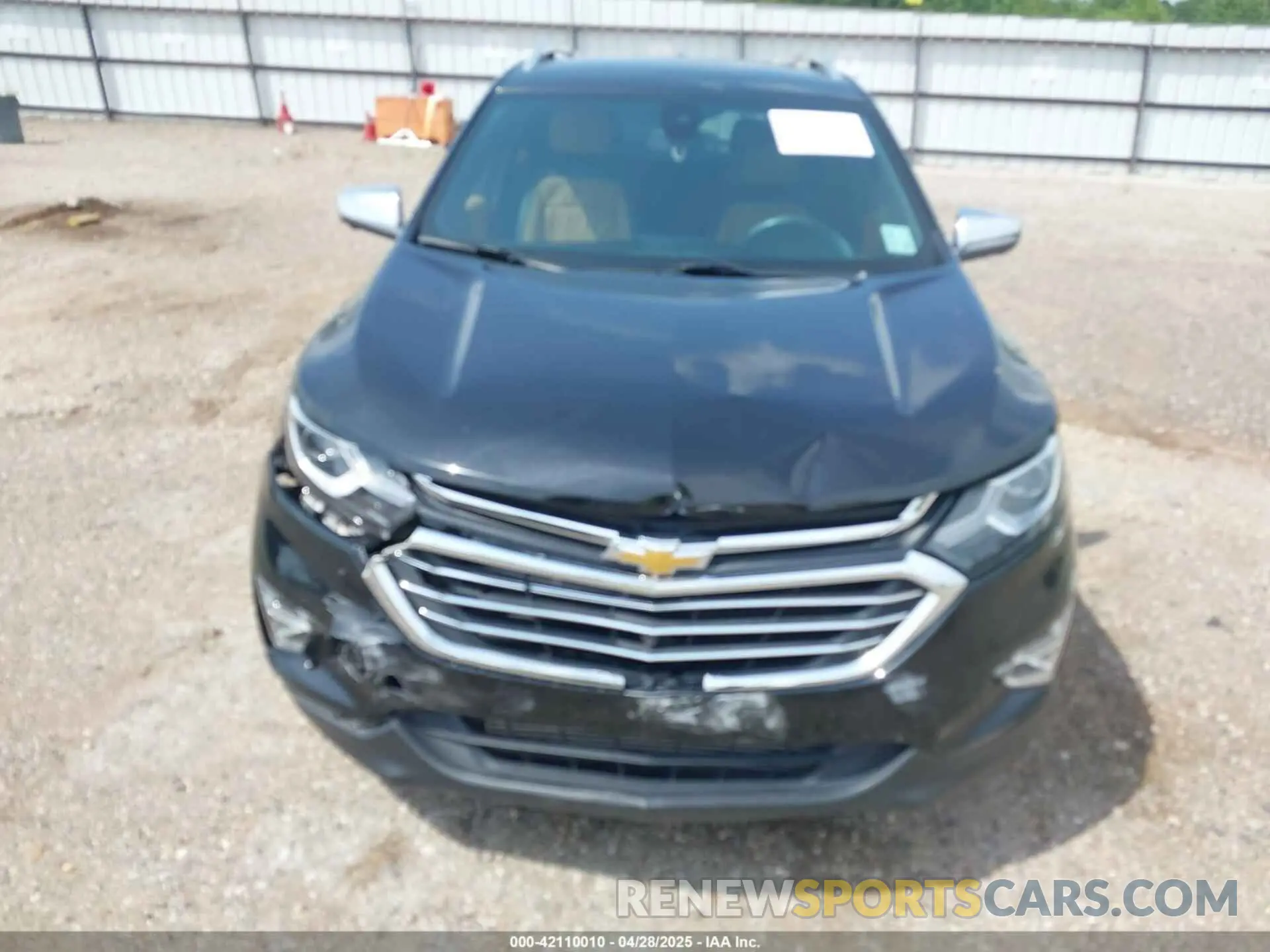 13 Photograph of a damaged car 2GNAXNEV5M6151910 CHEVROLET EQUINOX 2021