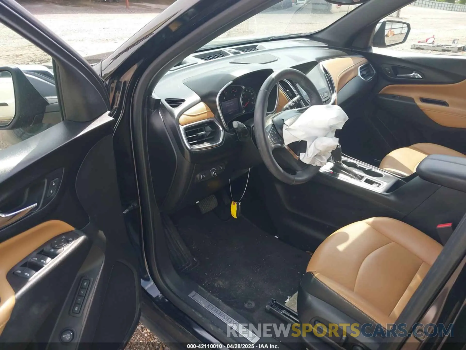20 Photograph of a damaged car 2GNAXNEV5M6151910 CHEVROLET EQUINOX 2021