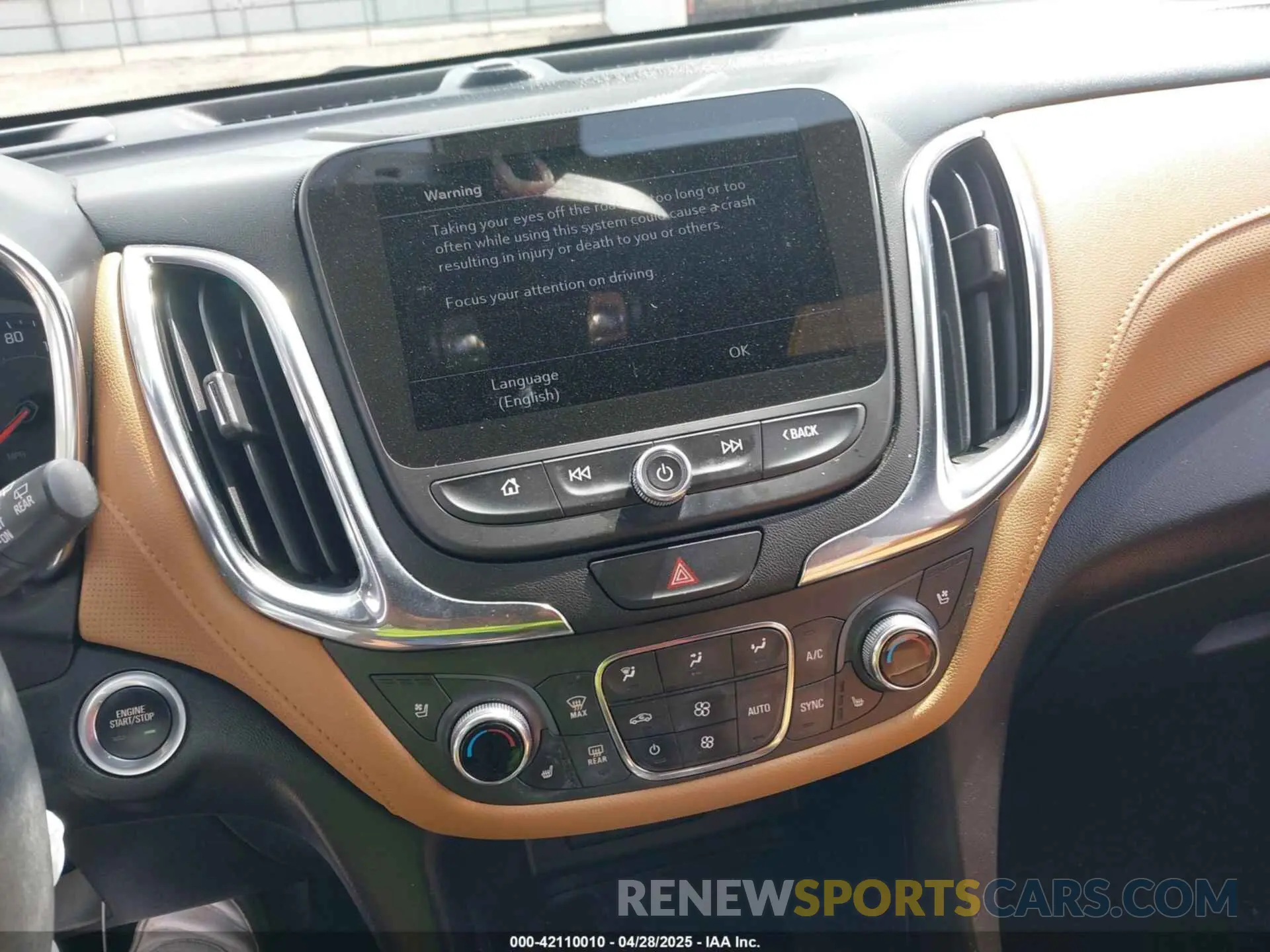 21 Photograph of a damaged car 2GNAXNEV5M6151910 CHEVROLET EQUINOX 2021