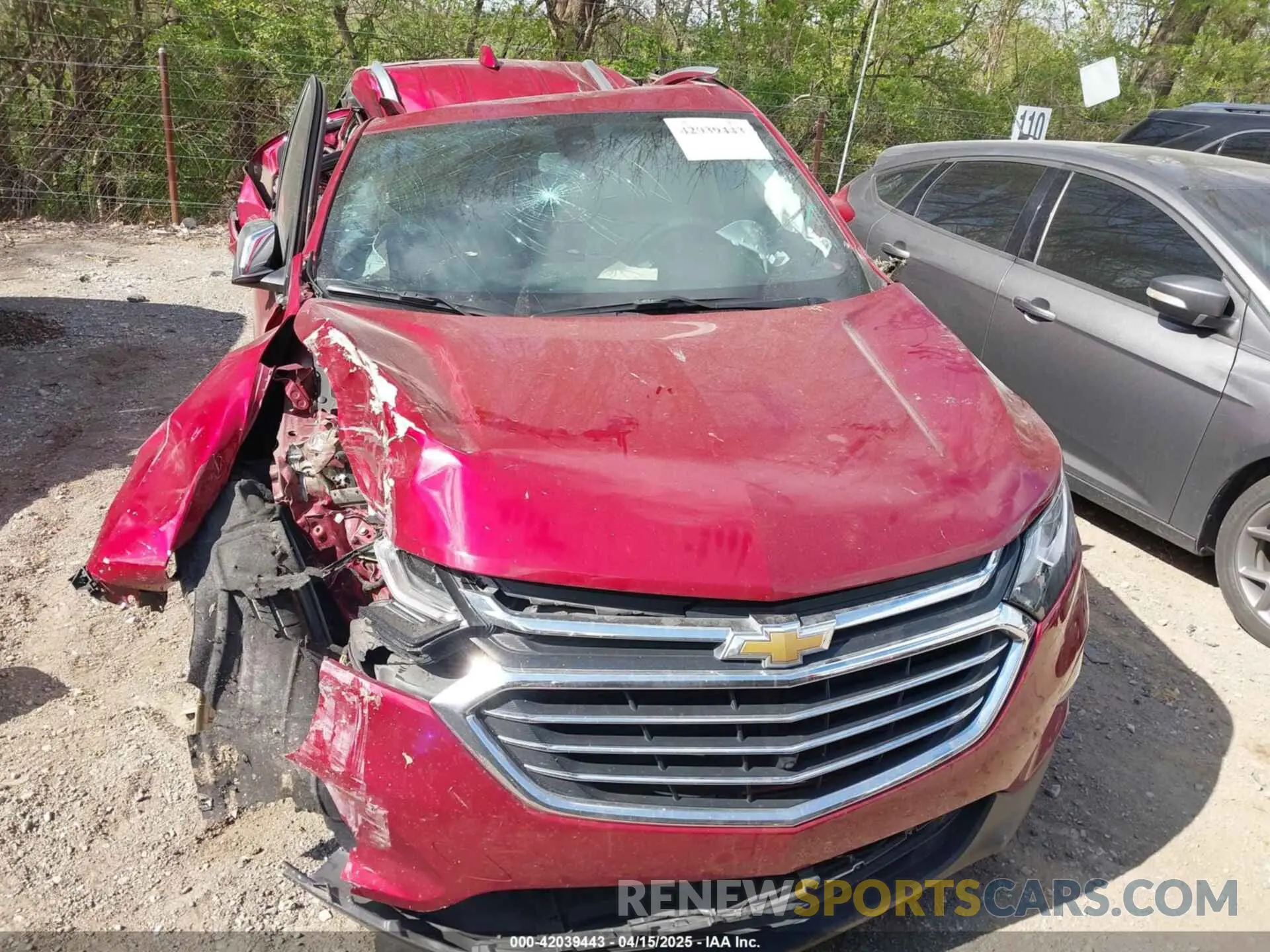 11 Photograph of a damaged car 2GNAXNEV7M6140889 CHEVROLET EQUINOX 2021
