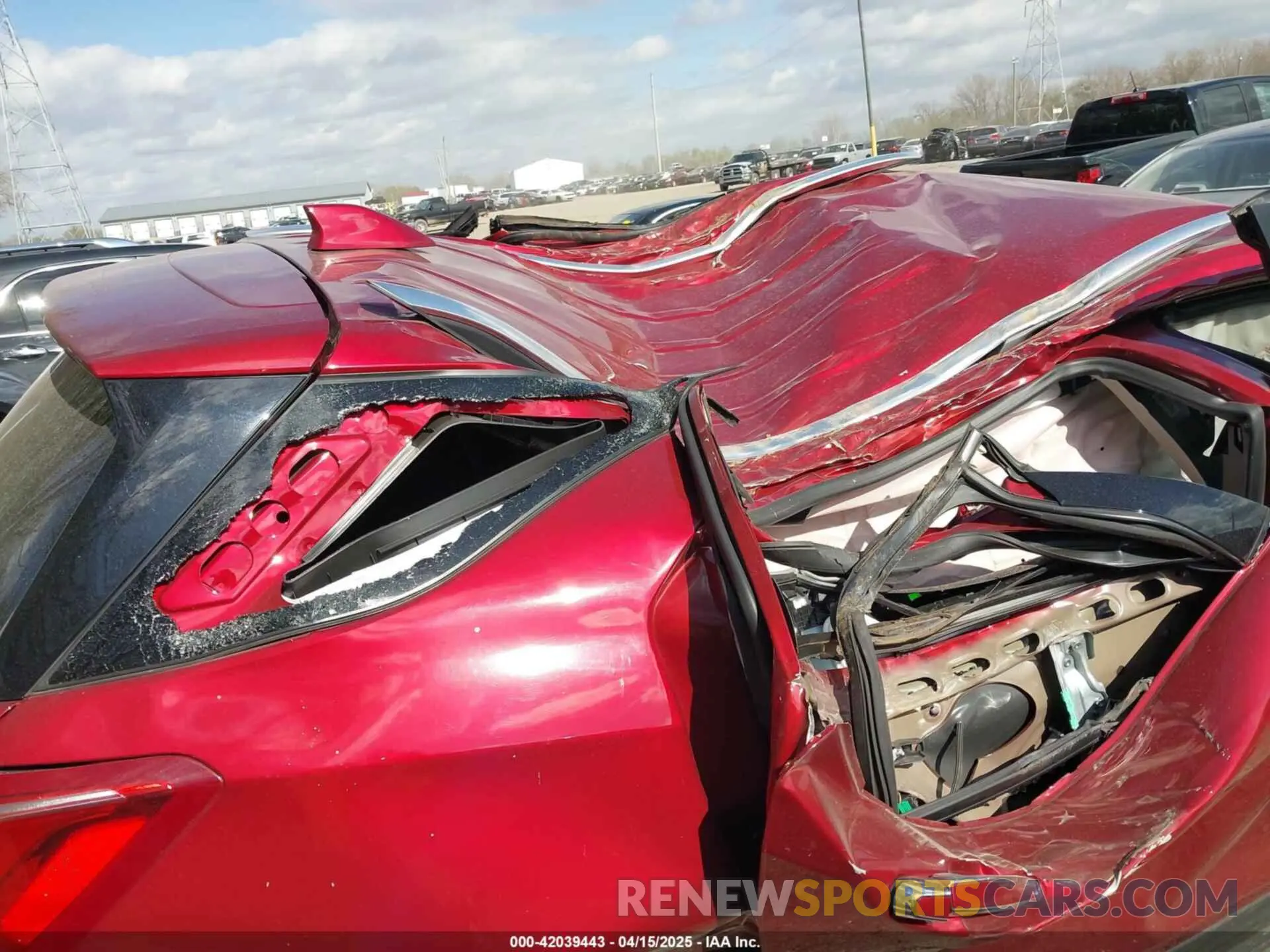 12 Photograph of a damaged car 2GNAXNEV7M6140889 CHEVROLET EQUINOX 2021