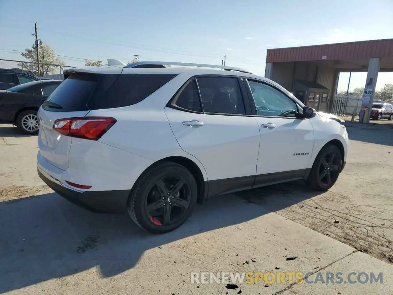 3 Photograph of a damaged car 2GNAXNEV9M6163137 CHEVROLET EQUINOX 2021