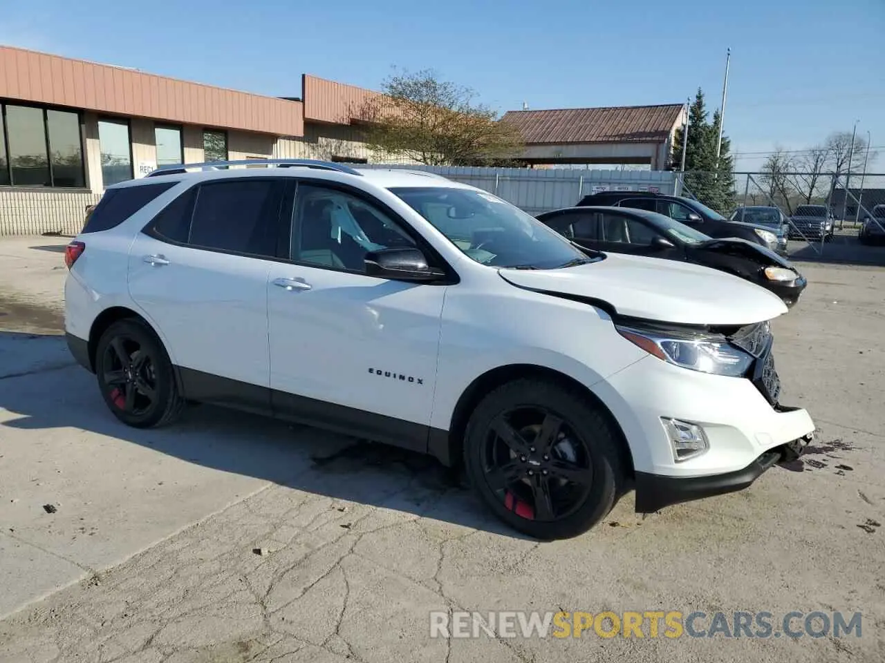 4 Photograph of a damaged car 2GNAXNEV9M6163137 CHEVROLET EQUINOX 2021