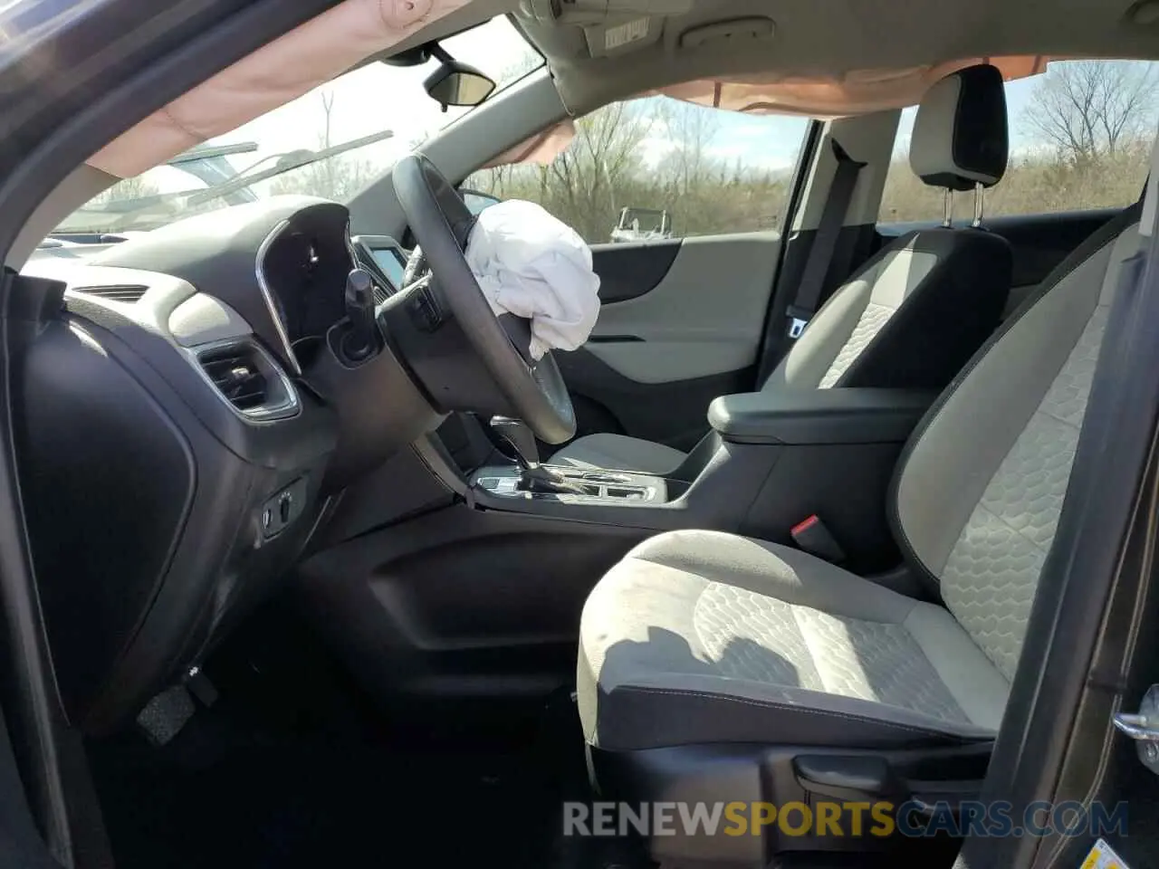 7 Photograph of a damaged car 2GNAXSEV0M6113189 CHEVROLET EQUINOX 2021