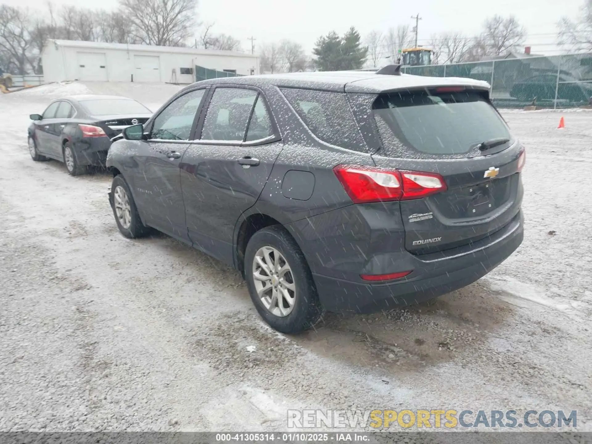 3 Photograph of a damaged car 2GNAXSEV5M6119702 CHEVROLET EQUINOX 2021