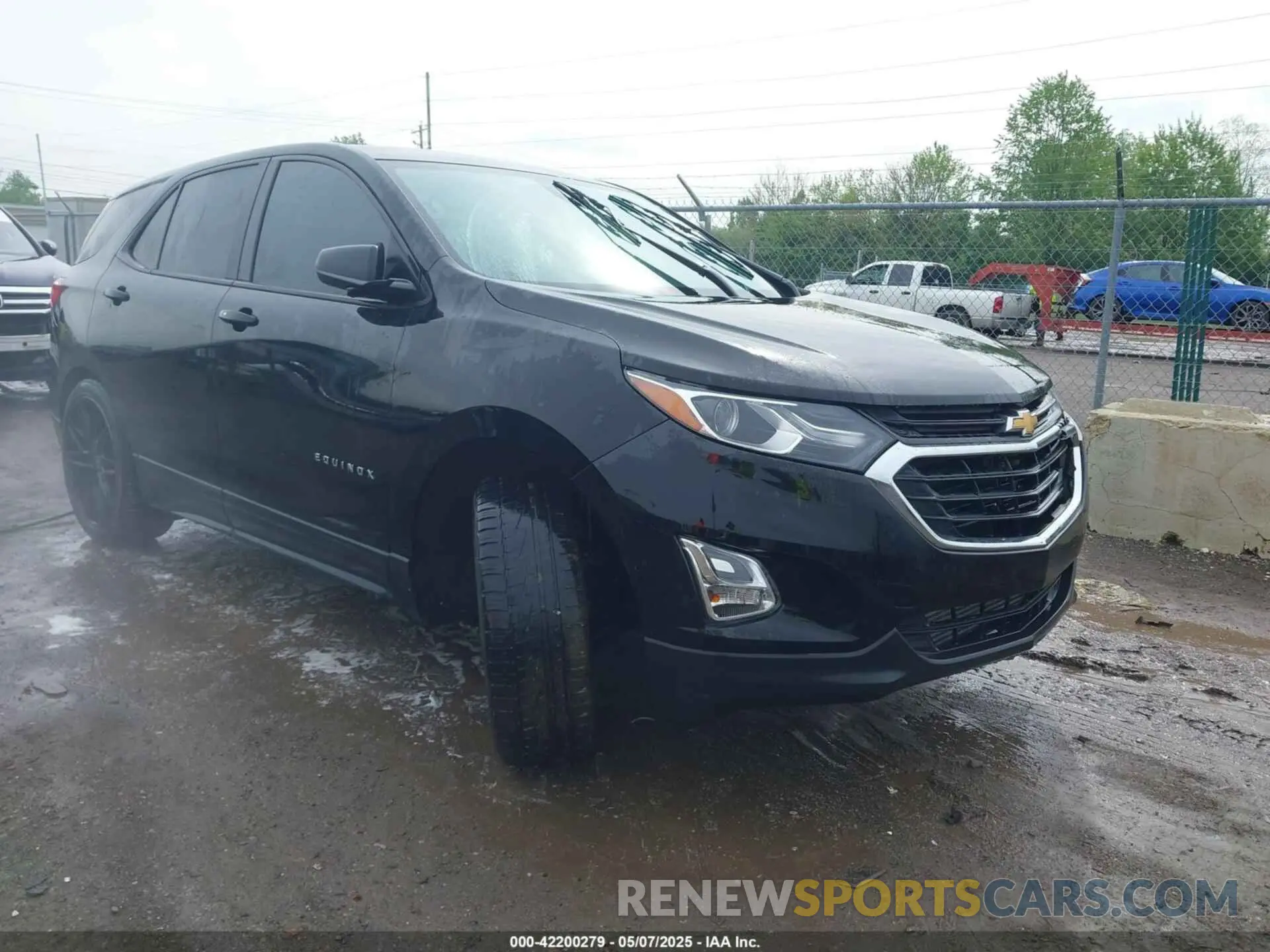 1 Photograph of a damaged car 2GNAXSEV9M6142819 CHEVROLET EQUINOX 2021
