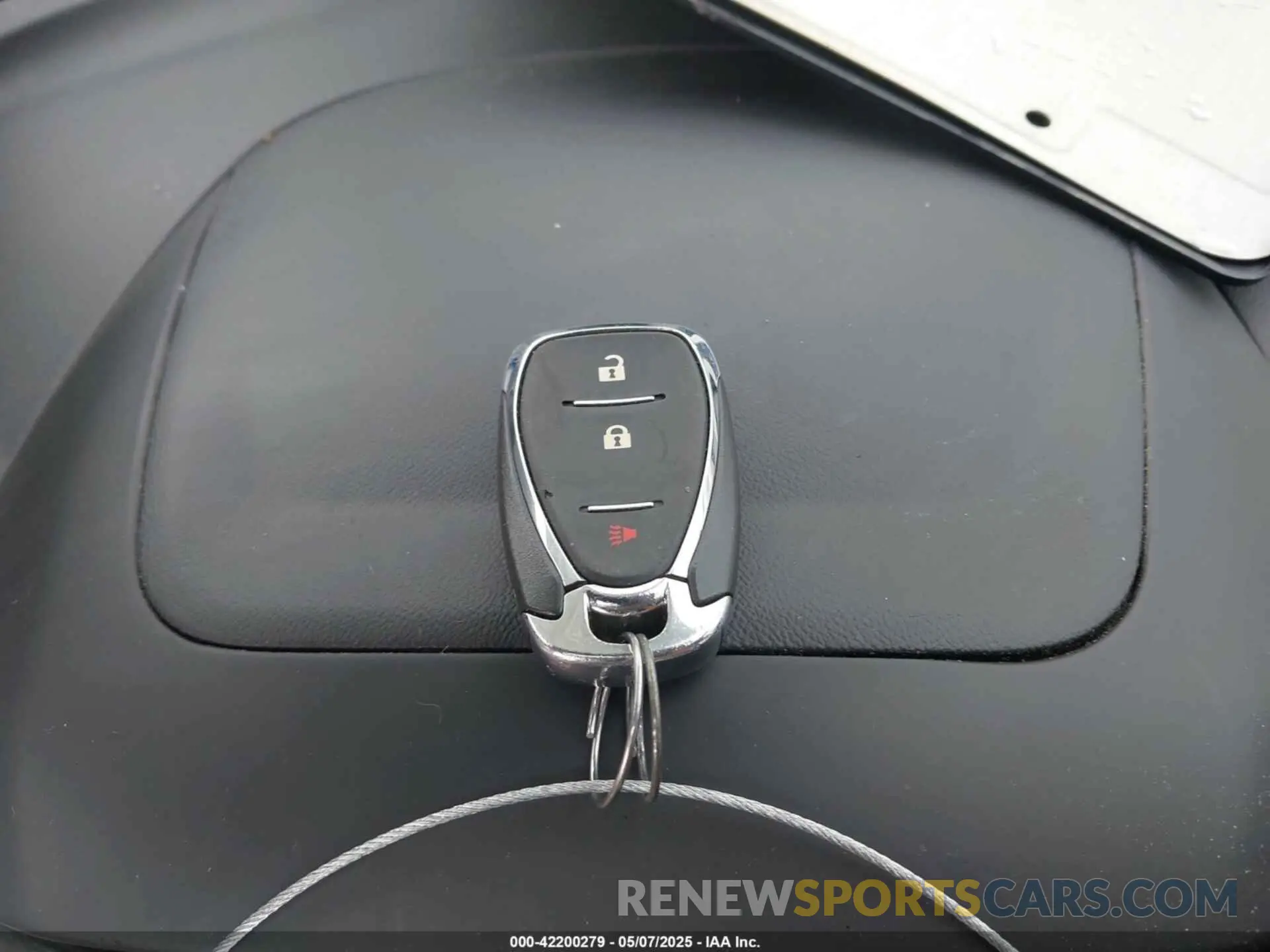 11 Photograph of a damaged car 2GNAXSEV9M6142819 CHEVROLET EQUINOX 2021