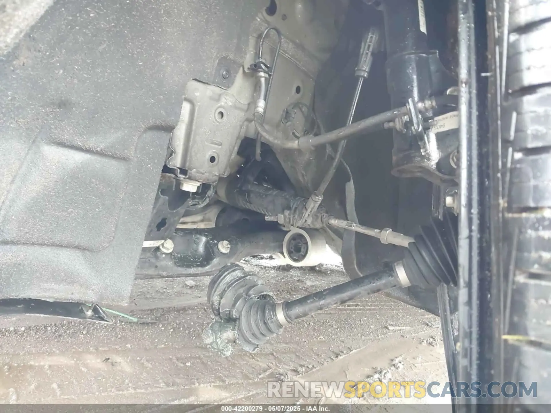 17 Photograph of a damaged car 2GNAXSEV9M6142819 CHEVROLET EQUINOX 2021