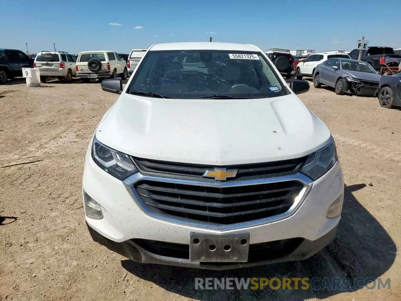 5 Photograph of a damaged car 2GNAXSEV9M6155411 CHEVROLET EQUINOX 2021