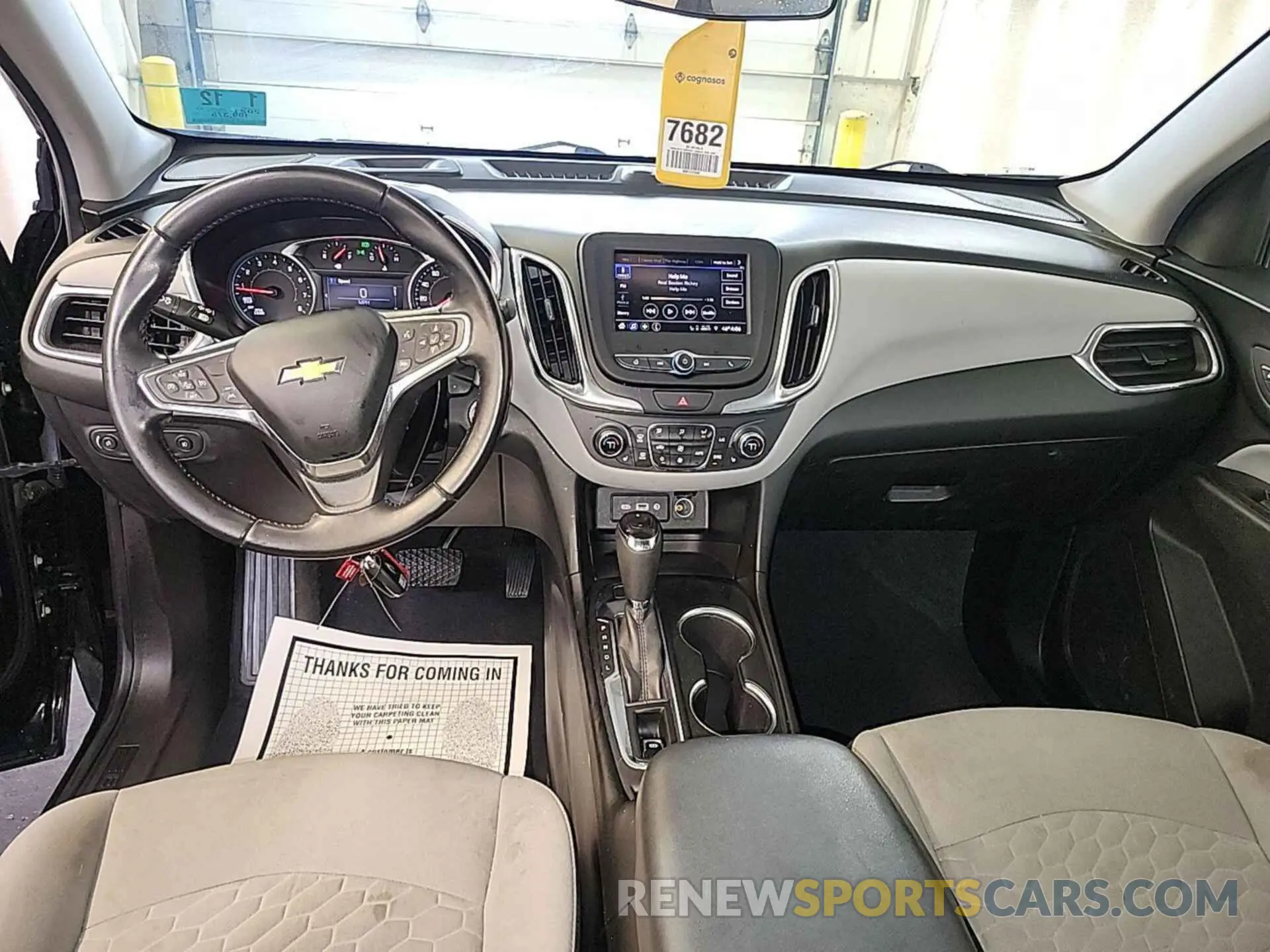 1 Photograph of a damaged car 2GNAXTEV0M6108595 CHEVROLET EQUINOX 2021