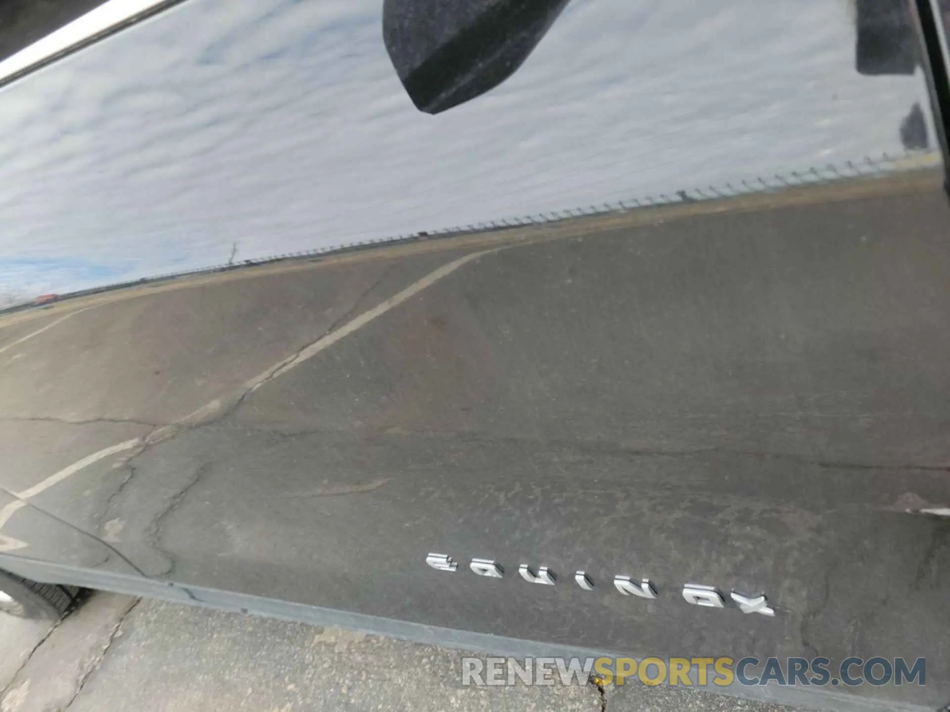 24 Photograph of a damaged car 2GNAXTEV0M6108595 CHEVROLET EQUINOX 2021