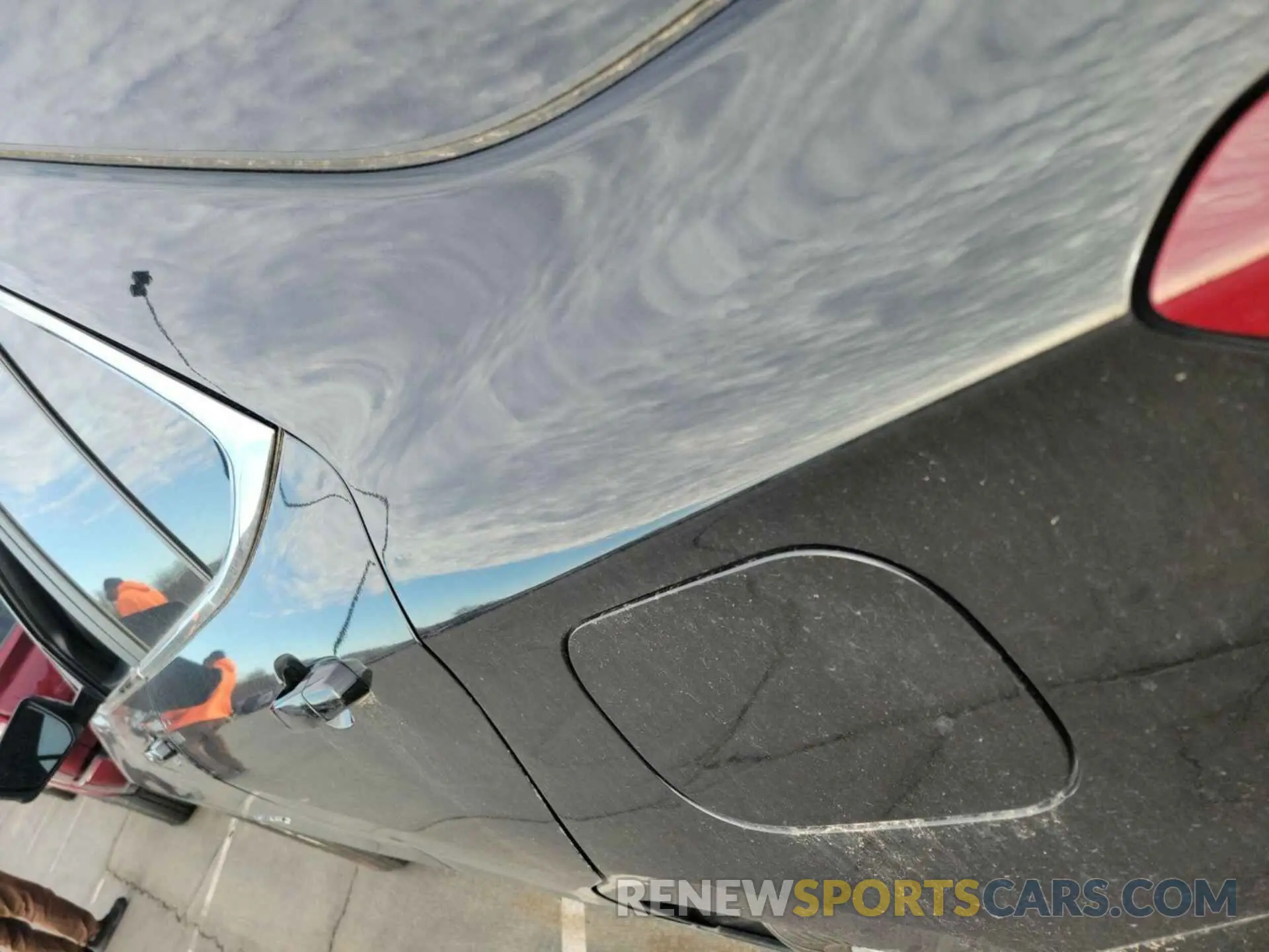 31 Photograph of a damaged car 2GNAXTEV0M6108595 CHEVROLET EQUINOX 2021