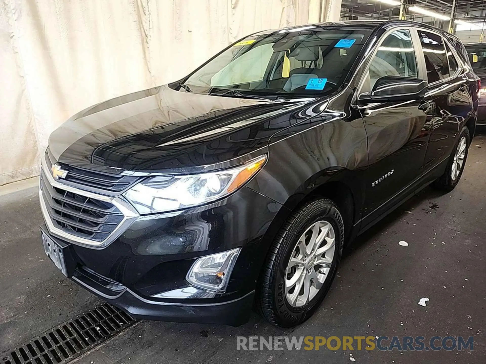 8 Photograph of a damaged car 2GNAXTEV0M6108595 CHEVROLET EQUINOX 2021