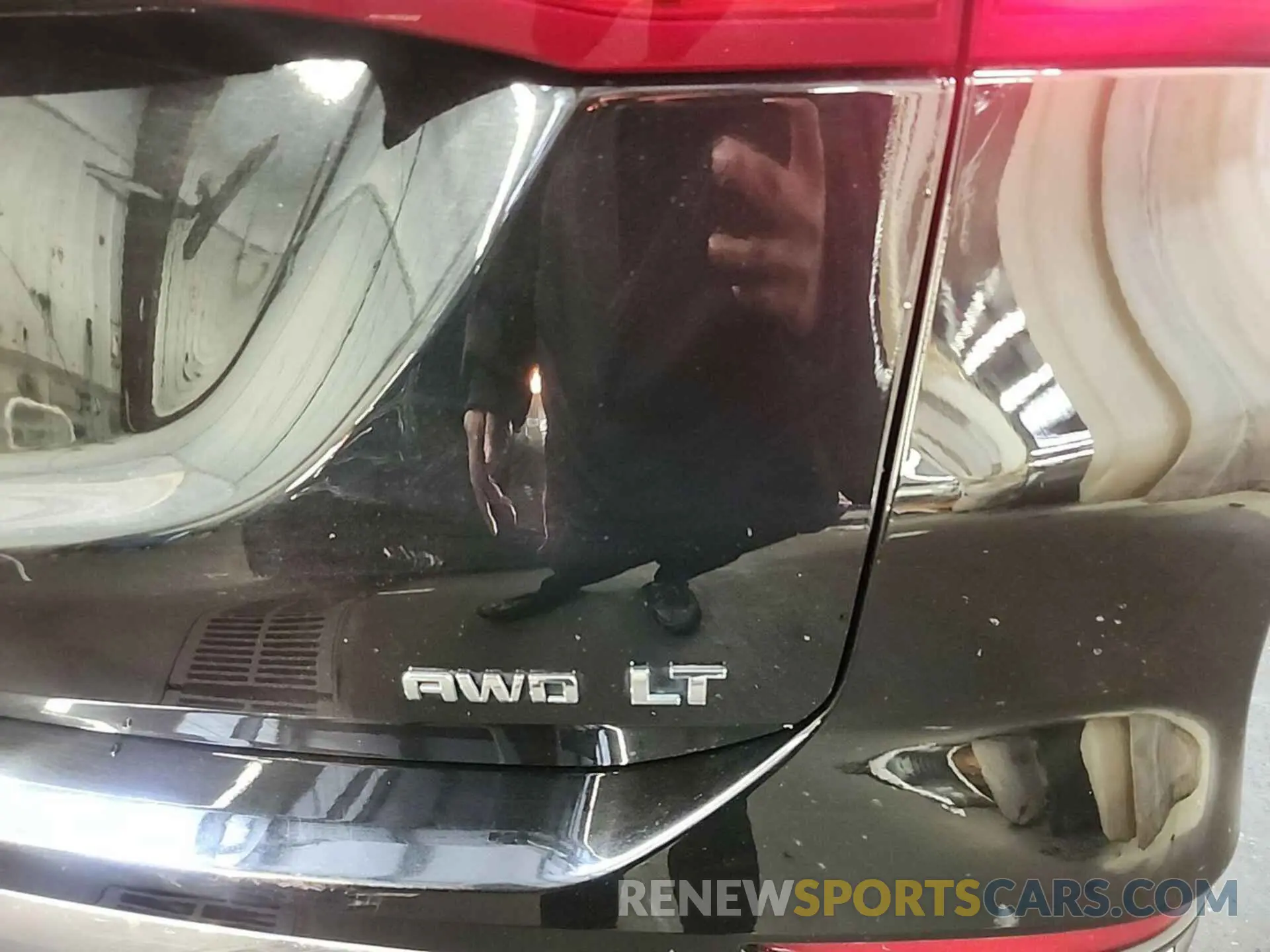 9 Photograph of a damaged car 2GNAXTEV0M6108595 CHEVROLET EQUINOX 2021