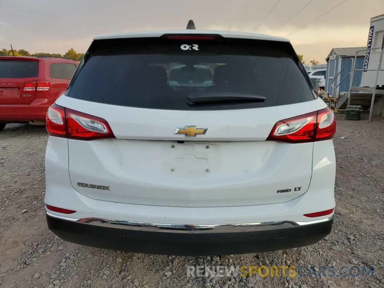 6 Photograph of a damaged car 2GNAXTEV0M6140365 CHEVROLET EQUINOX 2021