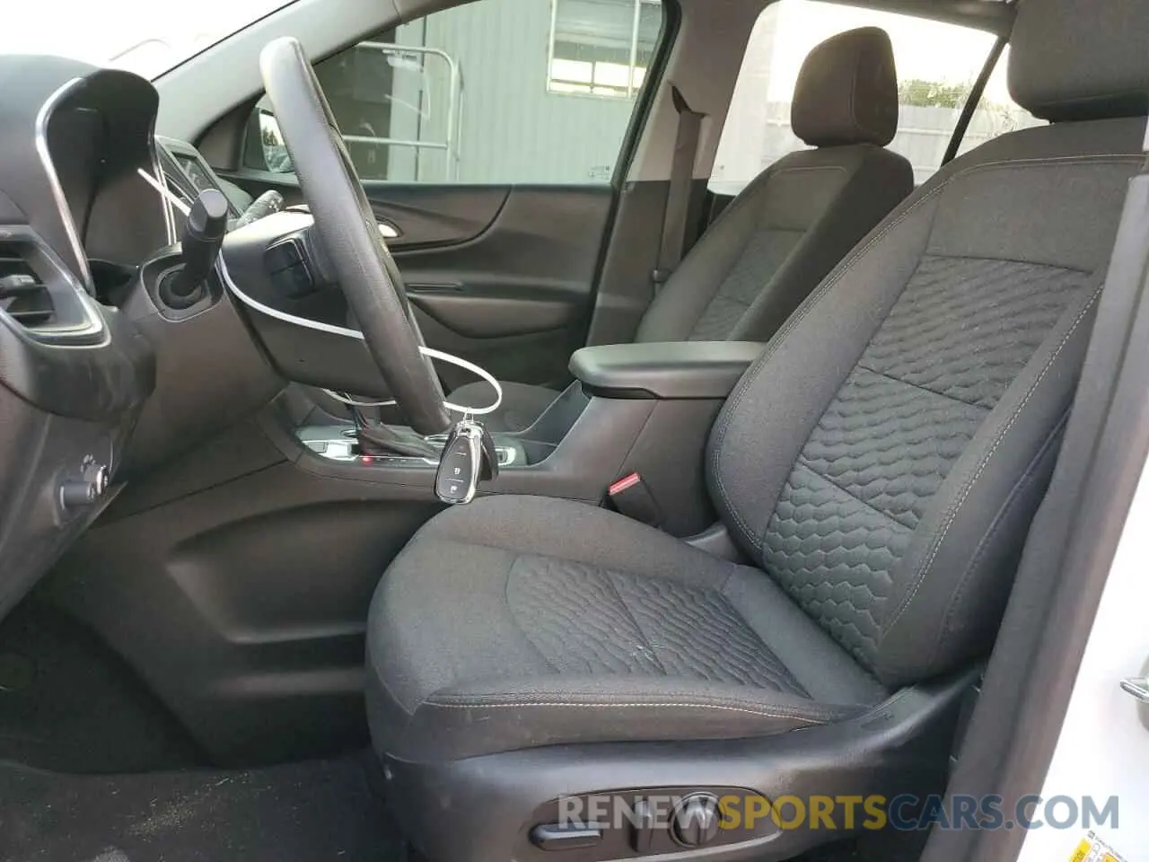 7 Photograph of a damaged car 2GNAXTEV0M6140365 CHEVROLET EQUINOX 2021