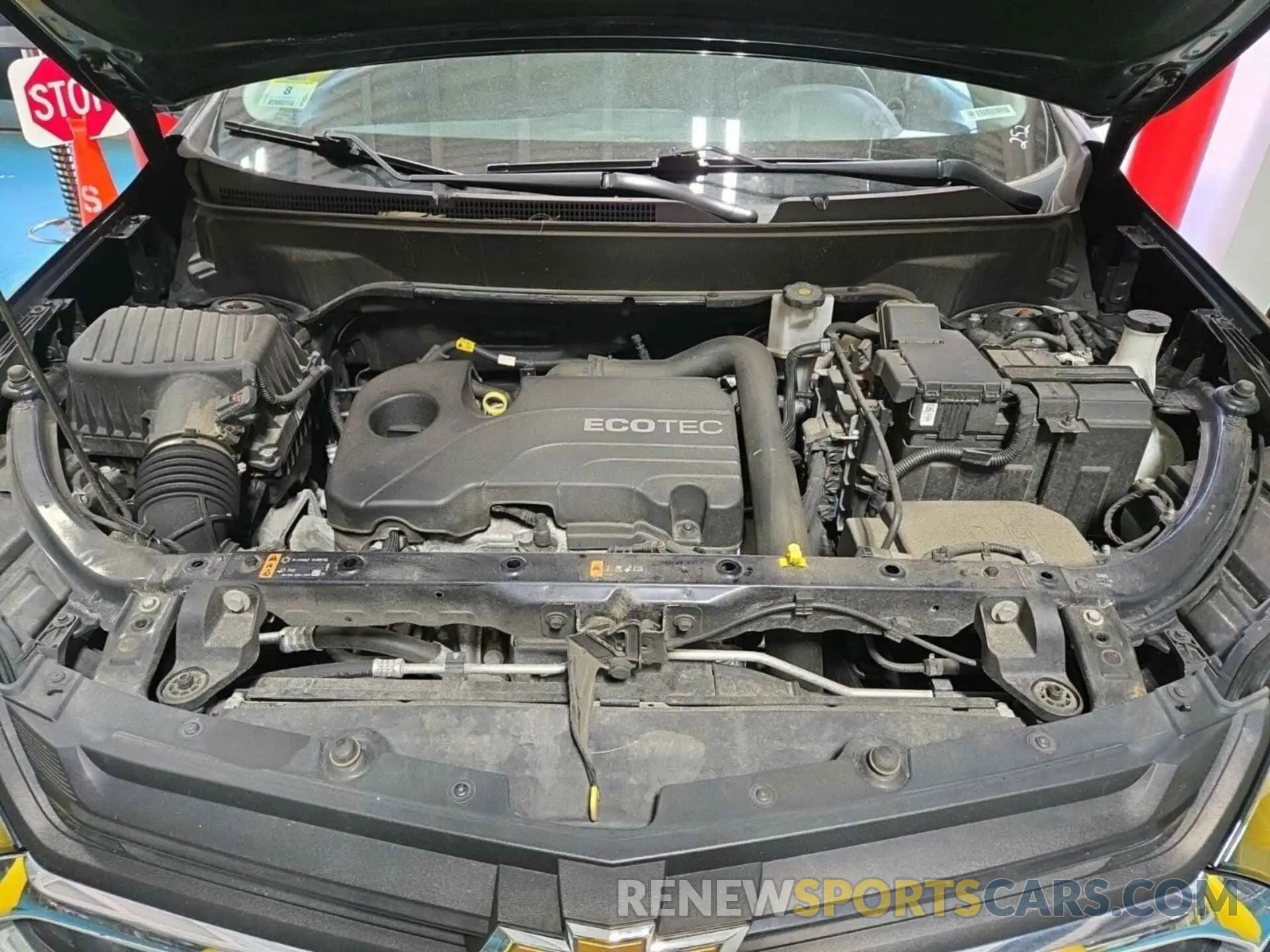 44 Photograph of a damaged car 2GNAXTEV0M6162057 CHEVROLET EQUINOX 2021