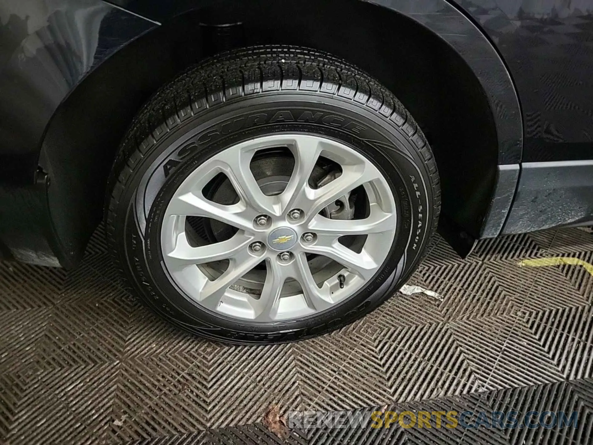 56 Photograph of a damaged car 2GNAXTEV0M6162057 CHEVROLET EQUINOX 2021