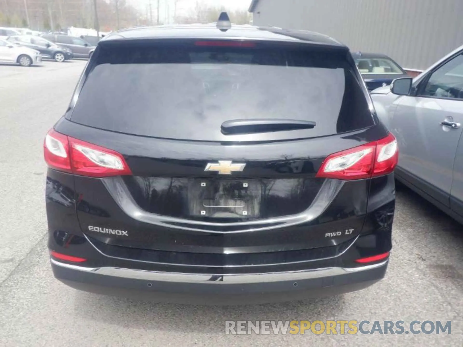 17 Photograph of a damaged car 2GNAXTEV1M6108251 CHEVROLET EQUINOX 2021