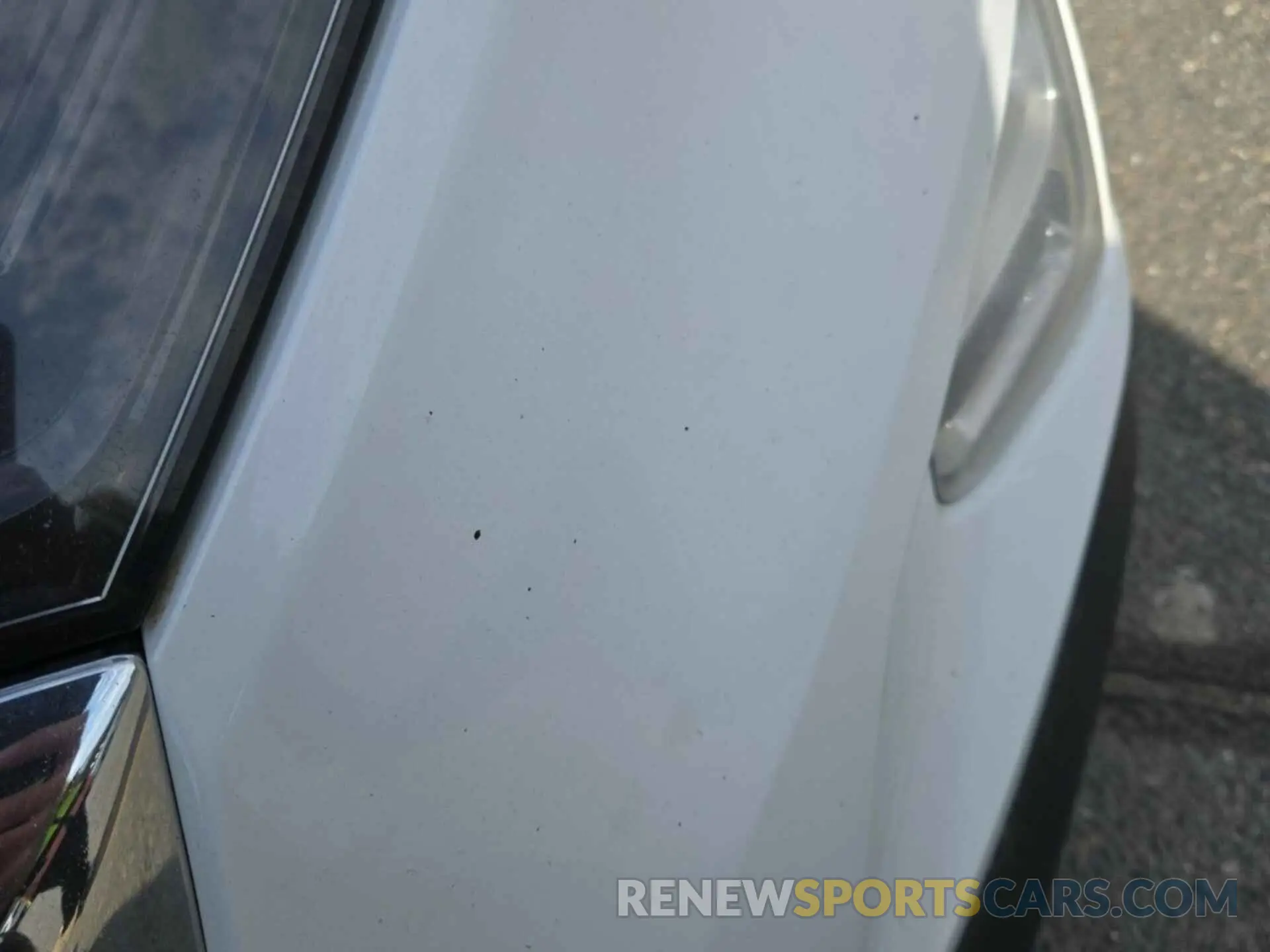 26 Photograph of a damaged car 2GNAXTEV1M6160138 CHEVROLET EQUINOX 2021