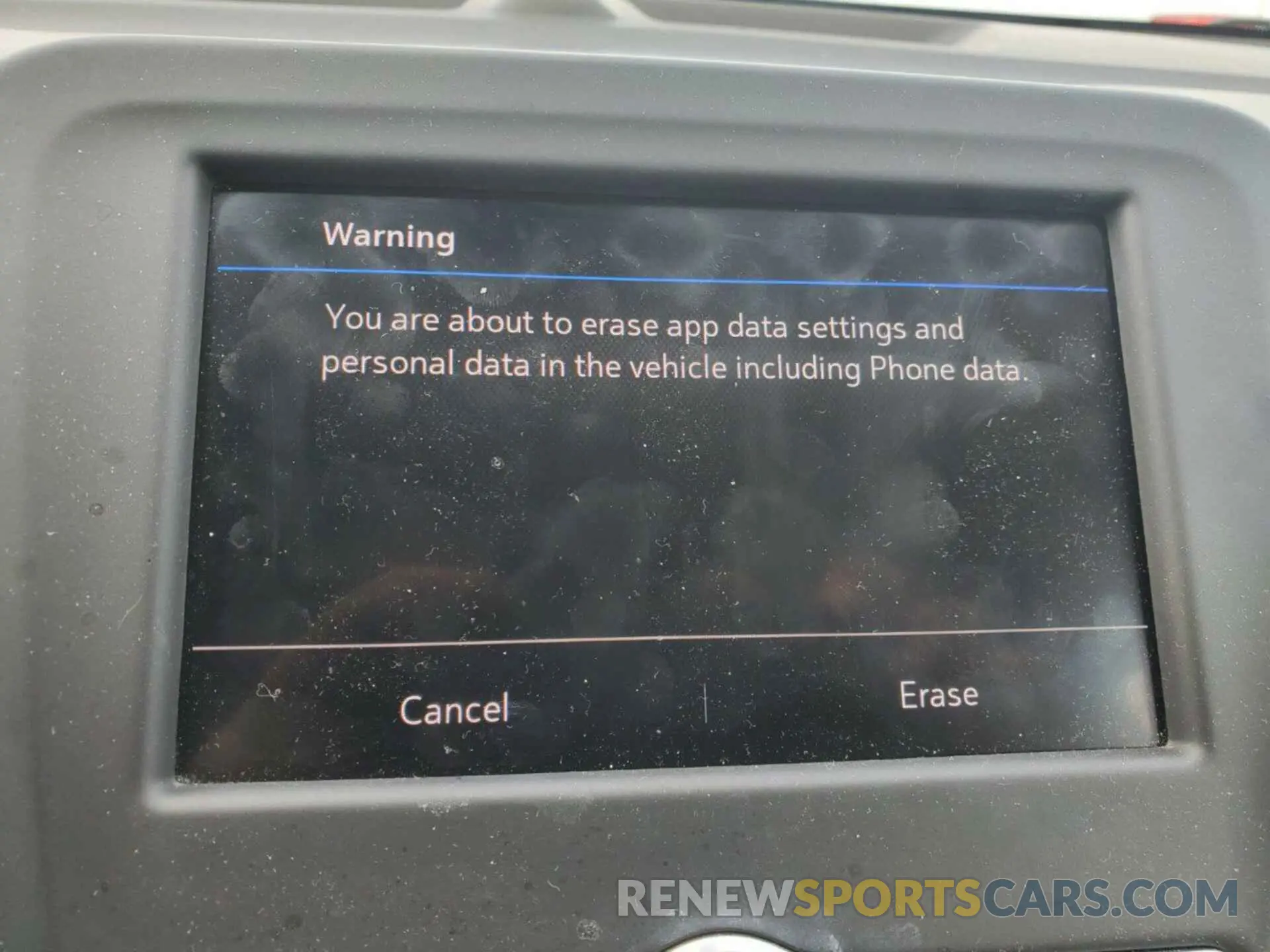 19 Photograph of a damaged car 2GNAXTEV2M6106301 CHEVROLET EQUINOX 2021