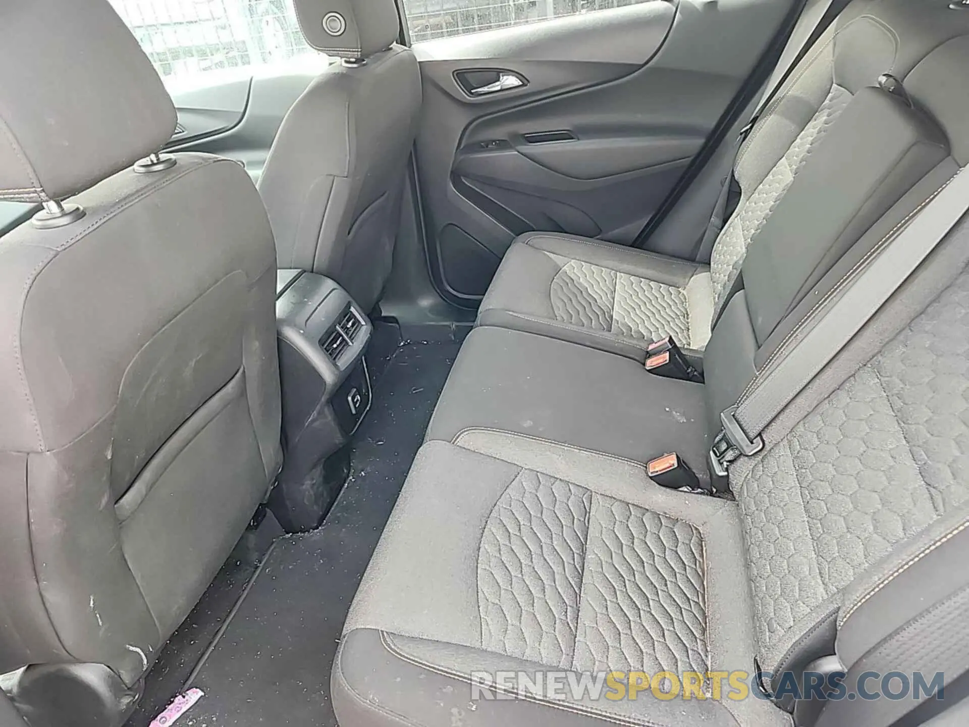 2 Photograph of a damaged car 2GNAXTEV2M6106511 CHEVROLET EQUINOX 2021