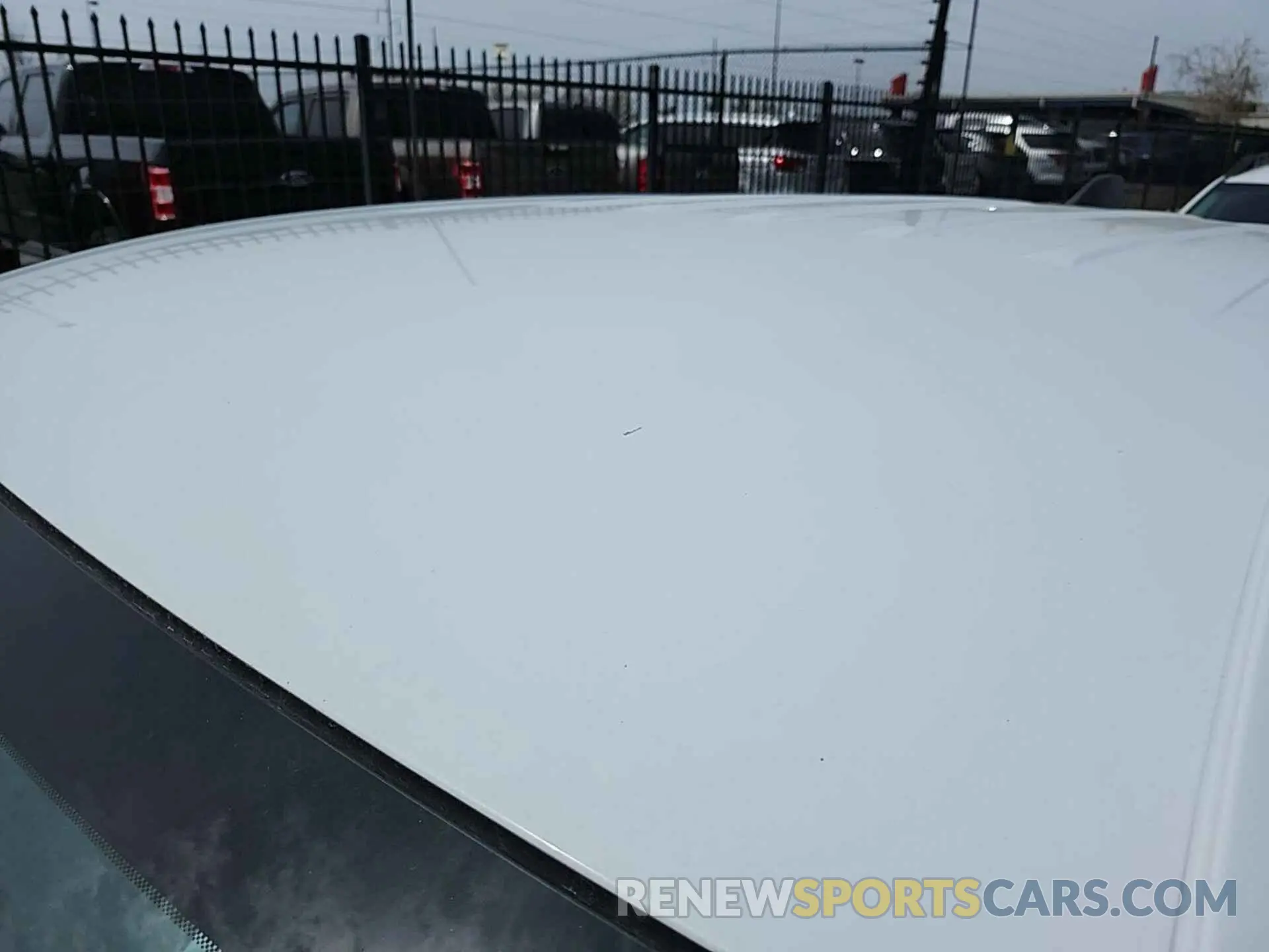 27 Photograph of a damaged car 2GNAXTEV2M6106511 CHEVROLET EQUINOX 2021