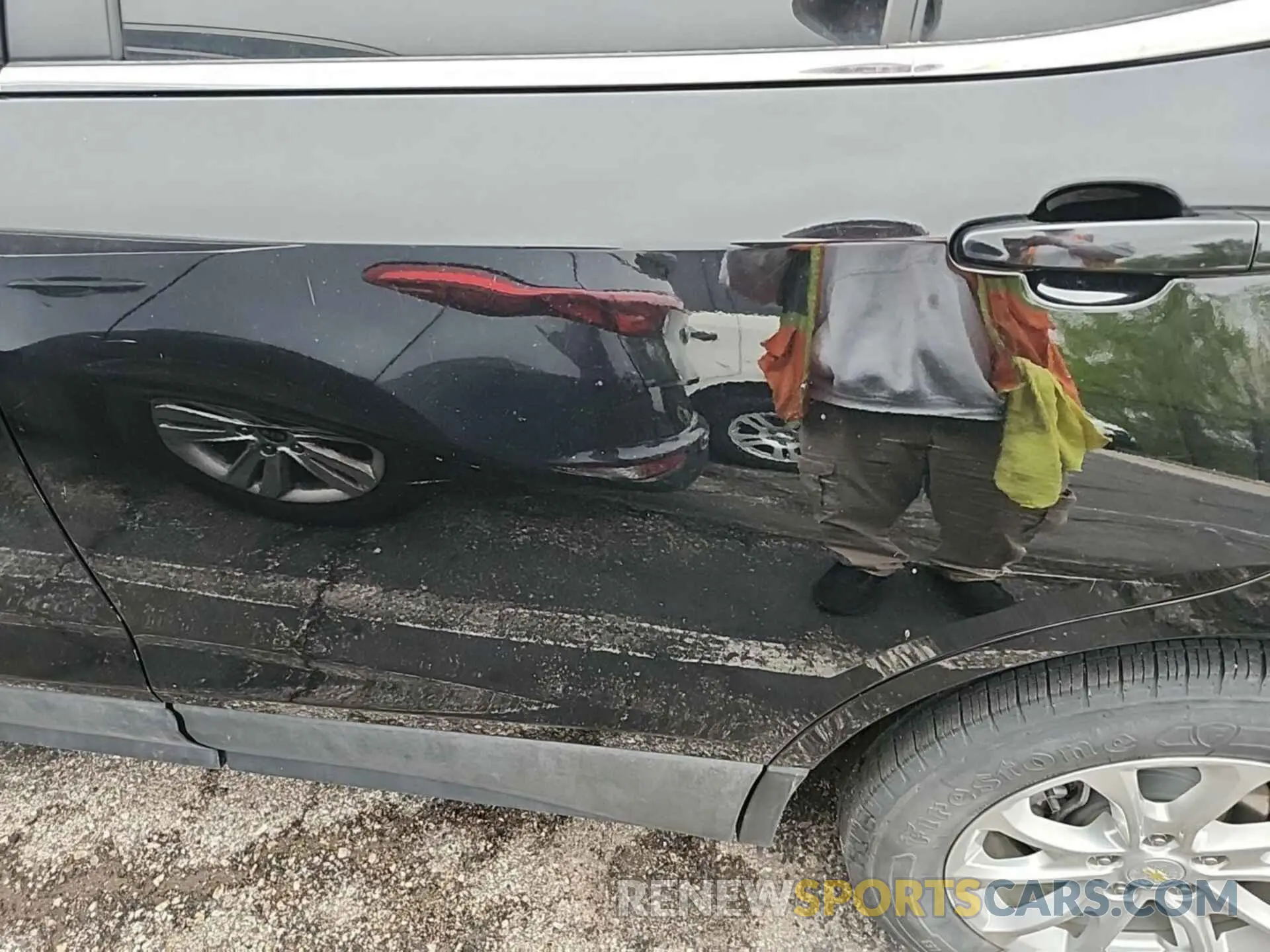 20 Photograph of a damaged car 2GNAXTEV2M6111837 CHEVROLET EQUINOX 2021