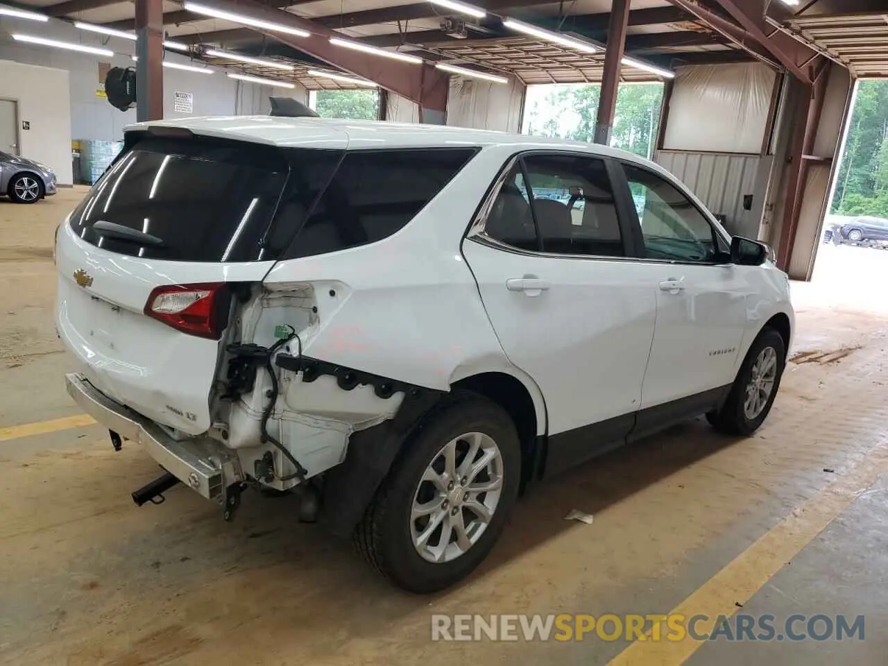 3 Photograph of a damaged car 2GNAXTEV2M6141551 CHEVROLET EQUINOX 2021