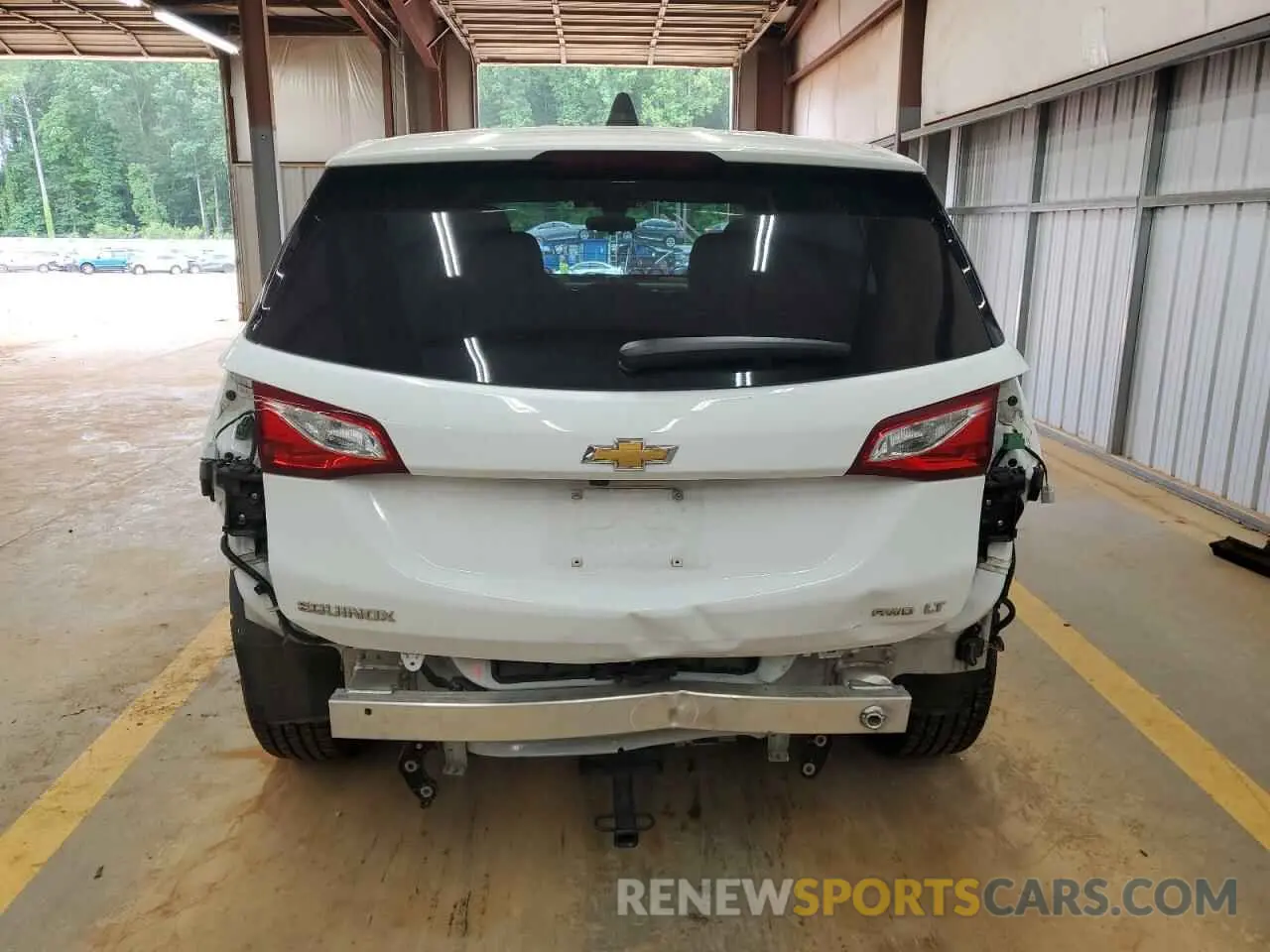 6 Photograph of a damaged car 2GNAXTEV2M6141551 CHEVROLET EQUINOX 2021