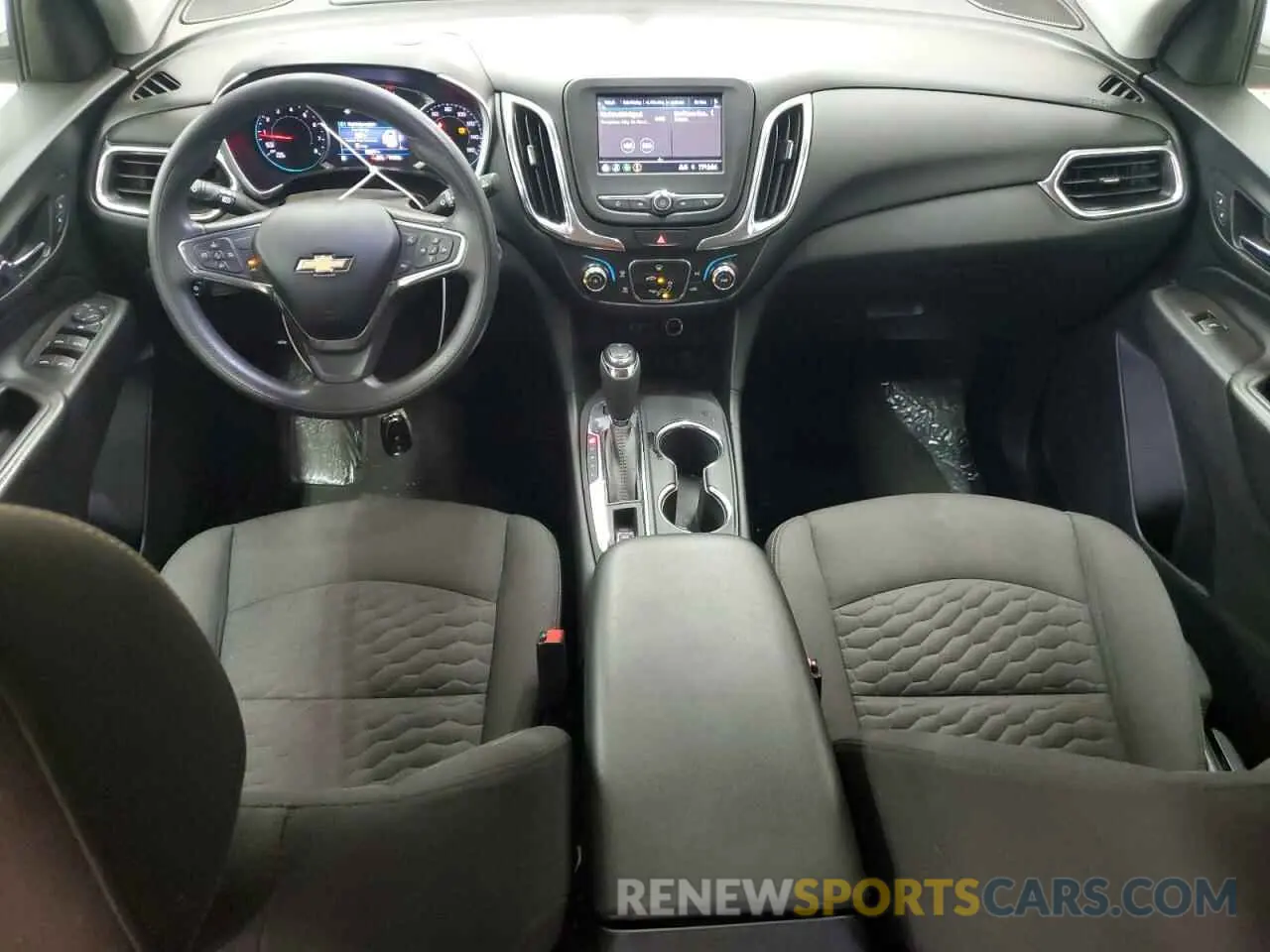 8 Photograph of a damaged car 2GNAXTEV2M6141551 CHEVROLET EQUINOX 2021