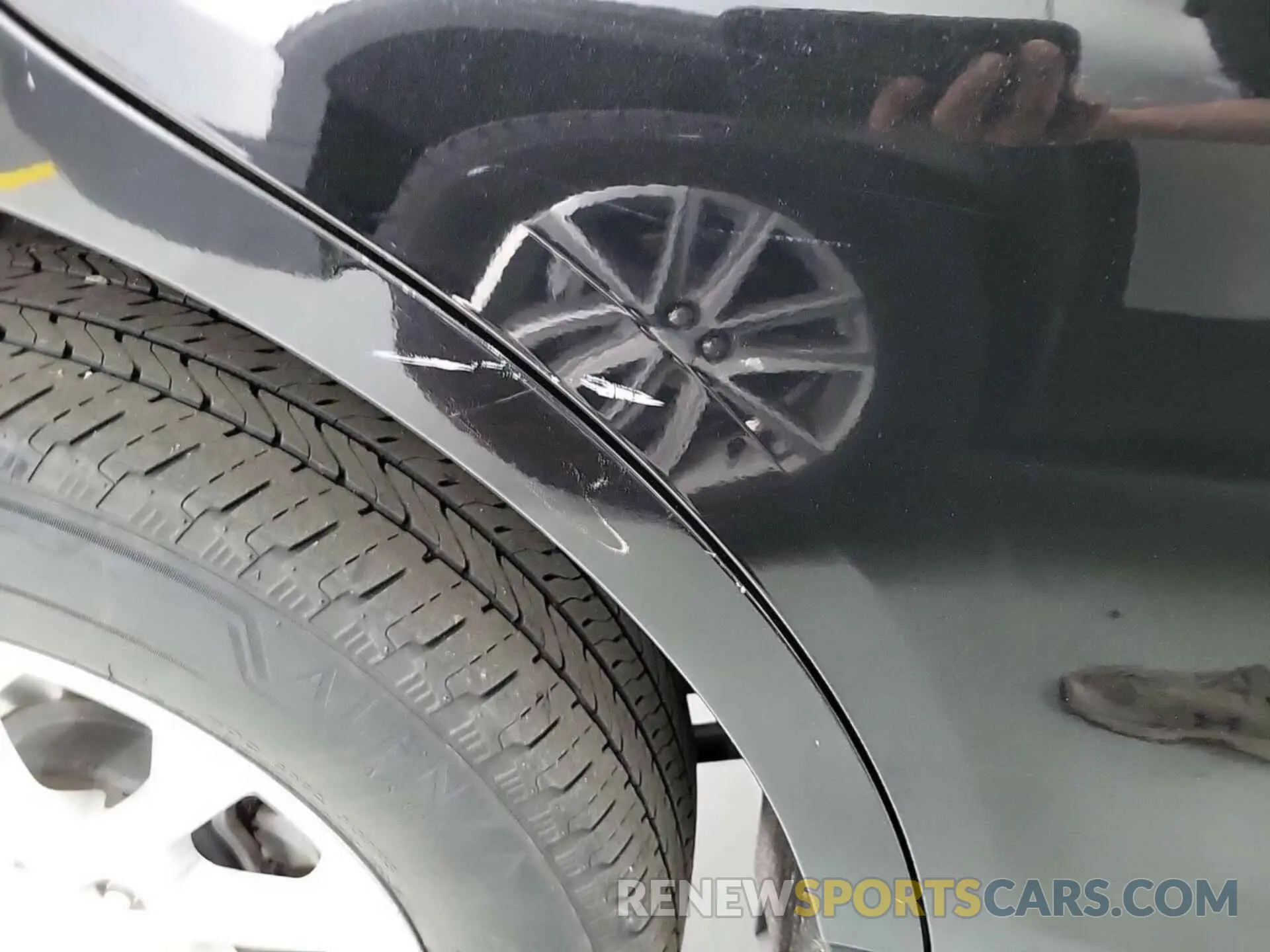 20 Photograph of a damaged car 2GNAXTEV3M6107635 CHEVROLET EQUINOX 2021