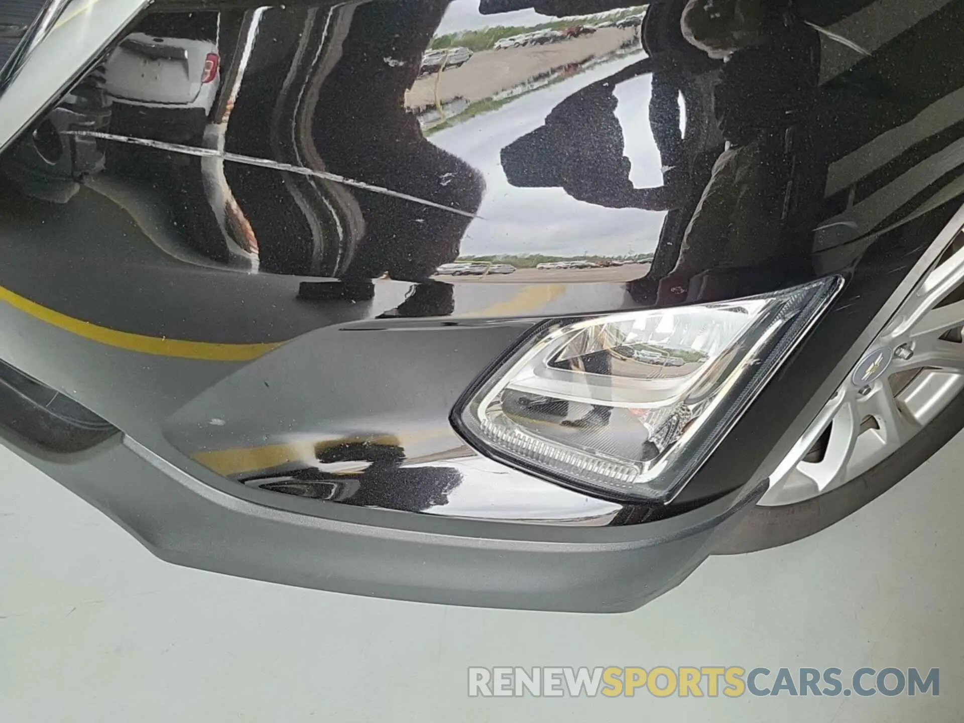 25 Photograph of a damaged car 2GNAXTEV3M6107635 CHEVROLET EQUINOX 2021