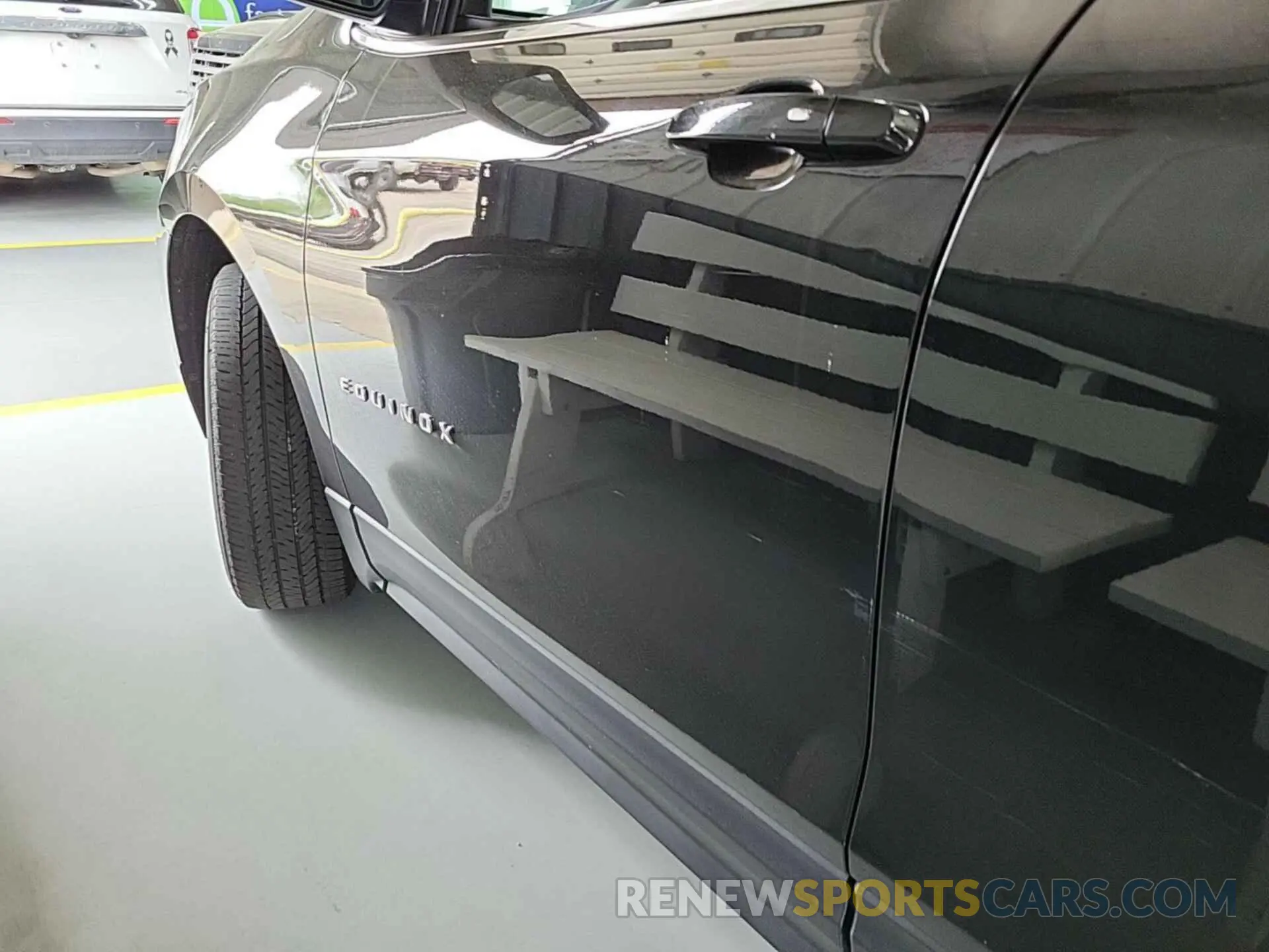 30 Photograph of a damaged car 2GNAXTEV3M6107635 CHEVROLET EQUINOX 2021