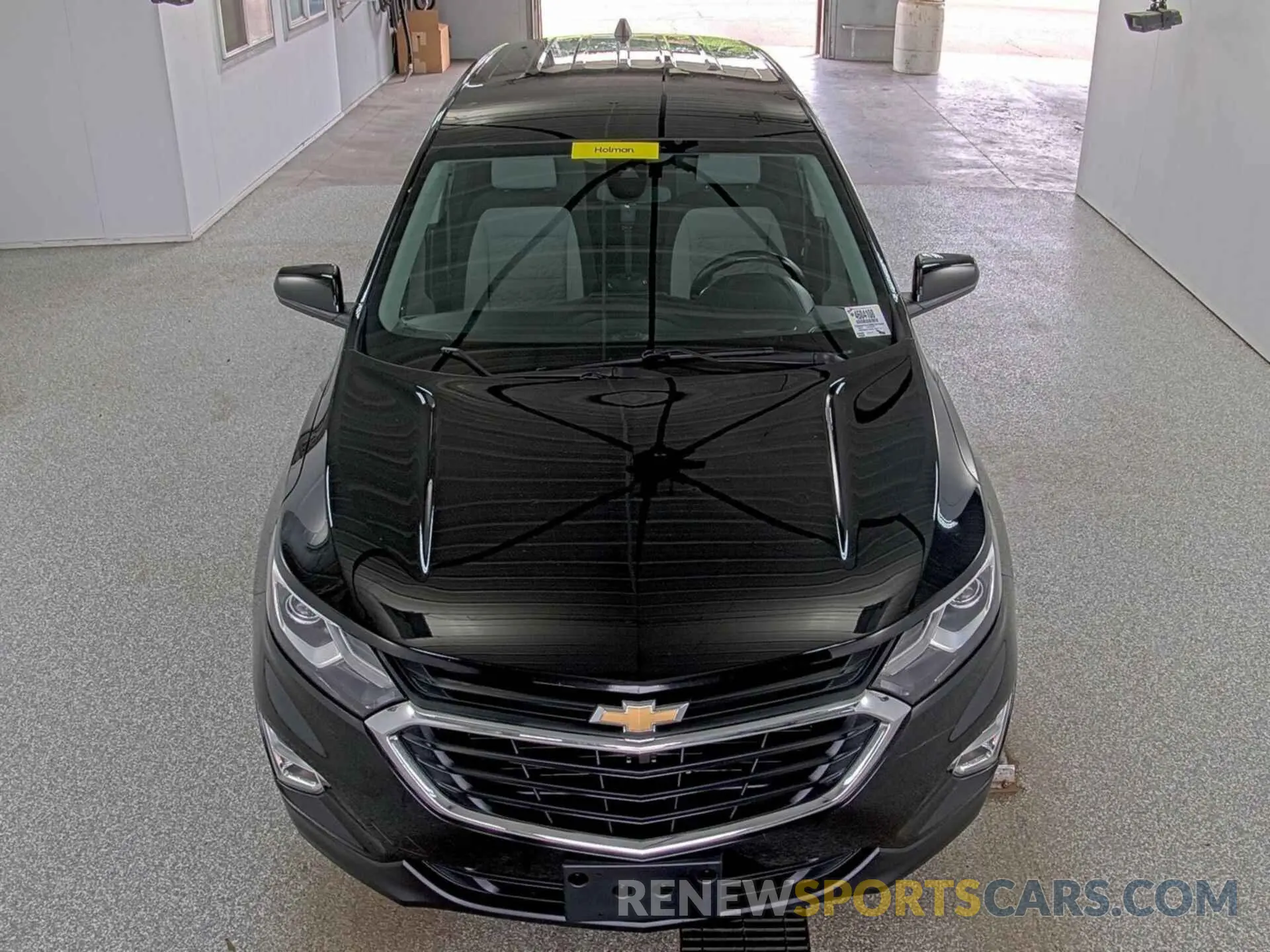 35 Photograph of a damaged car 2GNAXTEV3M6107635 CHEVROLET EQUINOX 2021