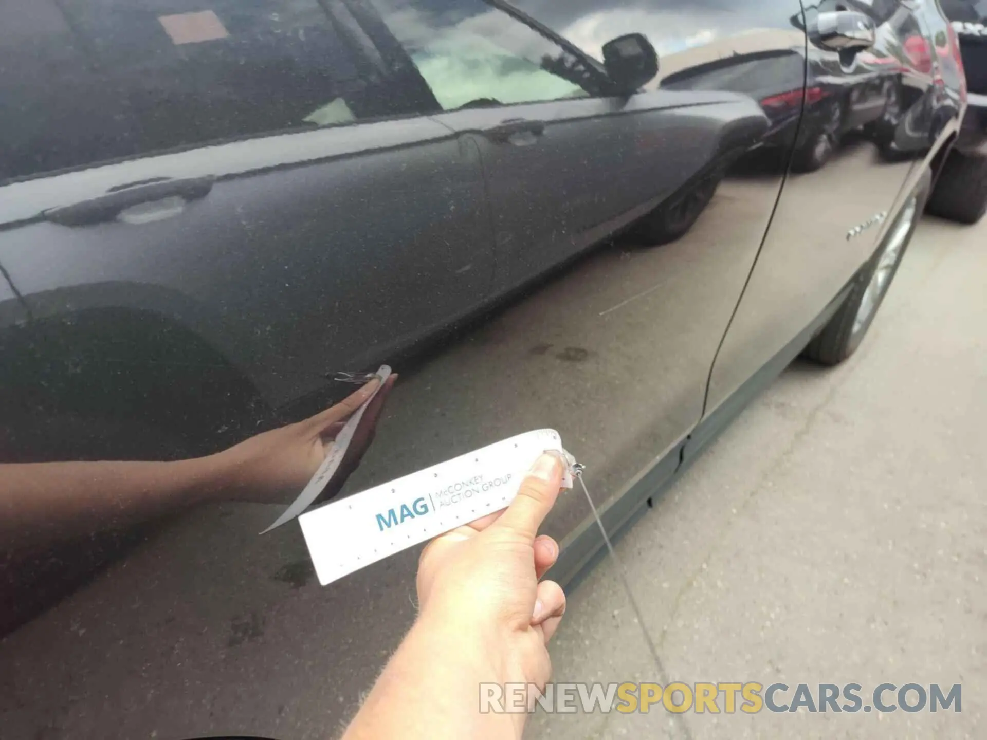 17 Photograph of a damaged car 2GNAXTEV3M6148931 CHEVROLET EQUINOX 2021