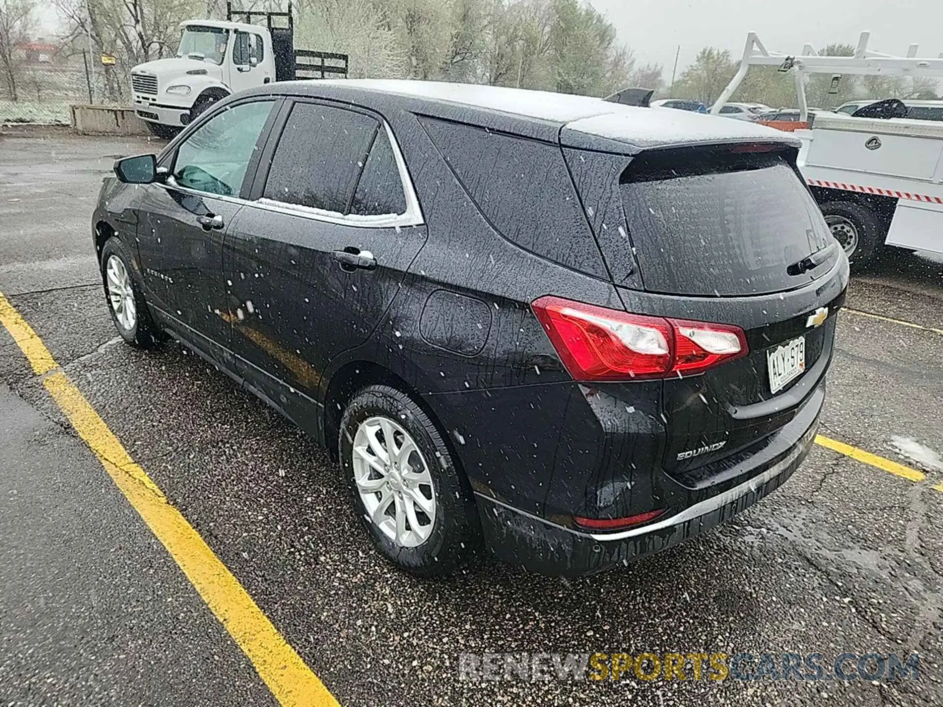 22 Photograph of a damaged car 2GNAXTEV3M6161131 CHEVROLET EQUINOX 2021