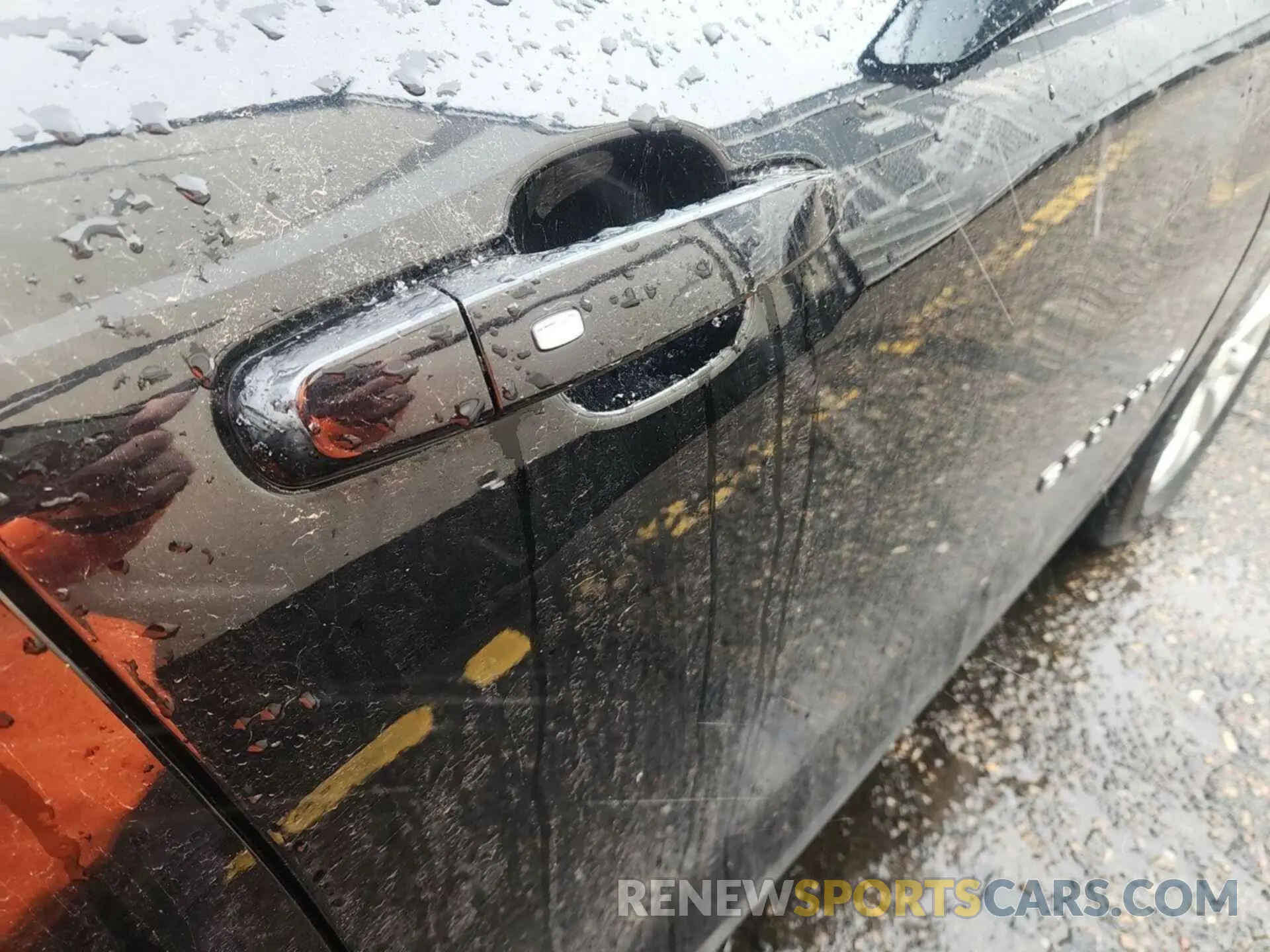 9 Photograph of a damaged car 2GNAXTEV3M6161131 CHEVROLET EQUINOX 2021